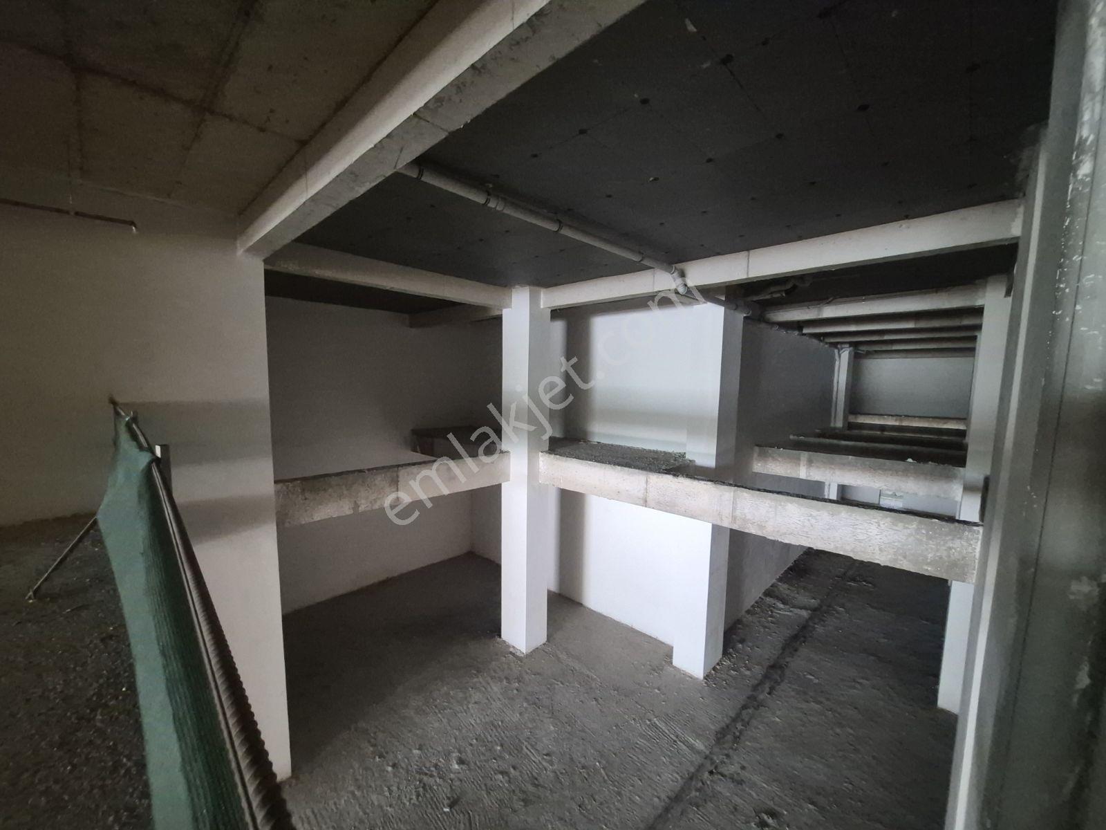 Ahi Mesut Bulvarı Üzeri Kiralık 970m² Dükkan - Görsel 35