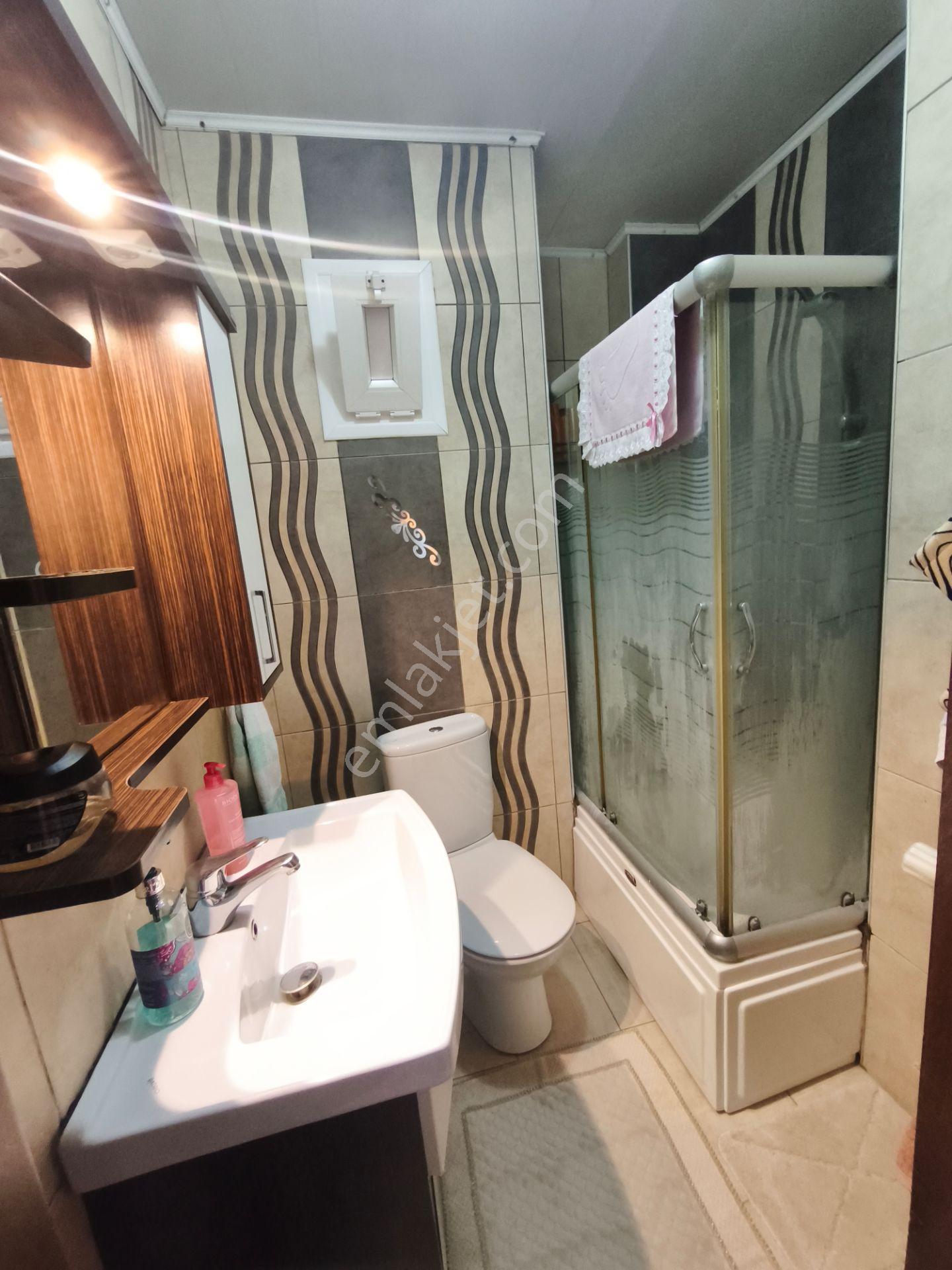 Eyüp Nişancı Metrobüse 3 Dk / 2+1 / 85m2 / Manzaralı / Temiz / Krediye Uygun Daire - Görsel 24