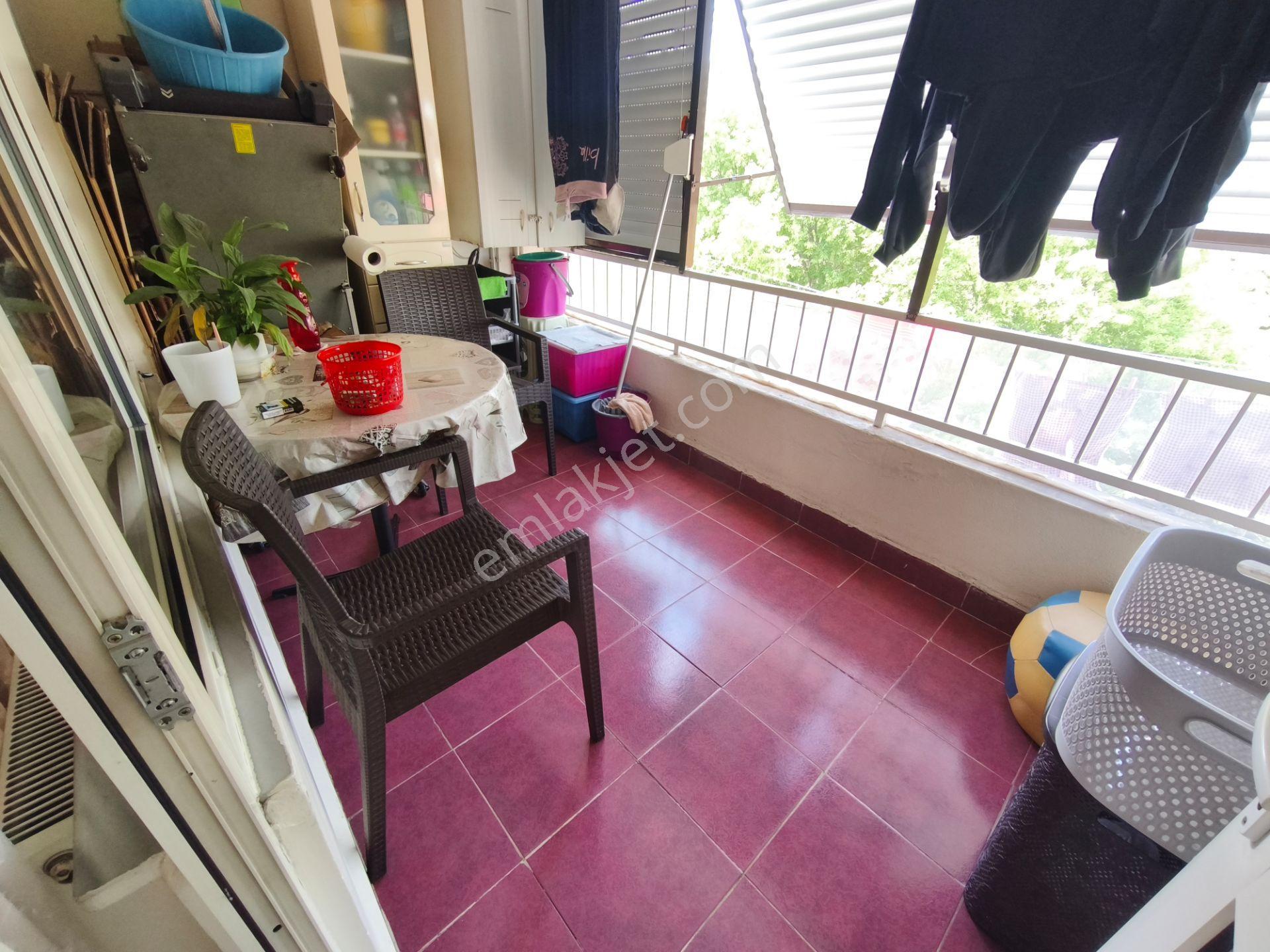 Eyüp Nişancı Metrobüse 3 Dk / 2+1 / 85m2 / Manzaralı / Temiz / Krediye Uygun Daire - Görsel 5