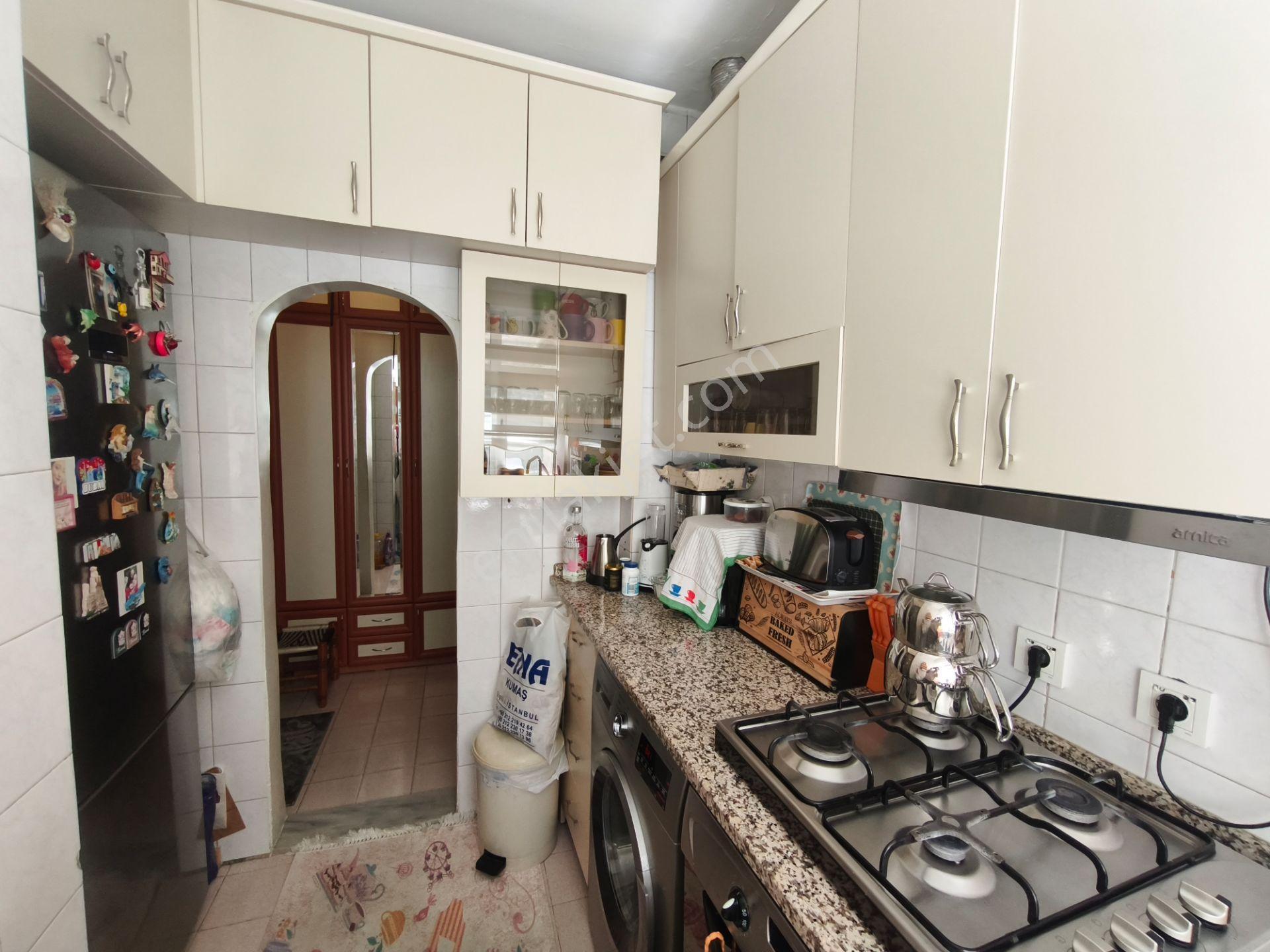 Eyüp Nişancı Metrobüse 3 Dk / 2+1 / 85m2 / Manzaralı / Temiz / Krediye Uygun Daire - Görsel 23
