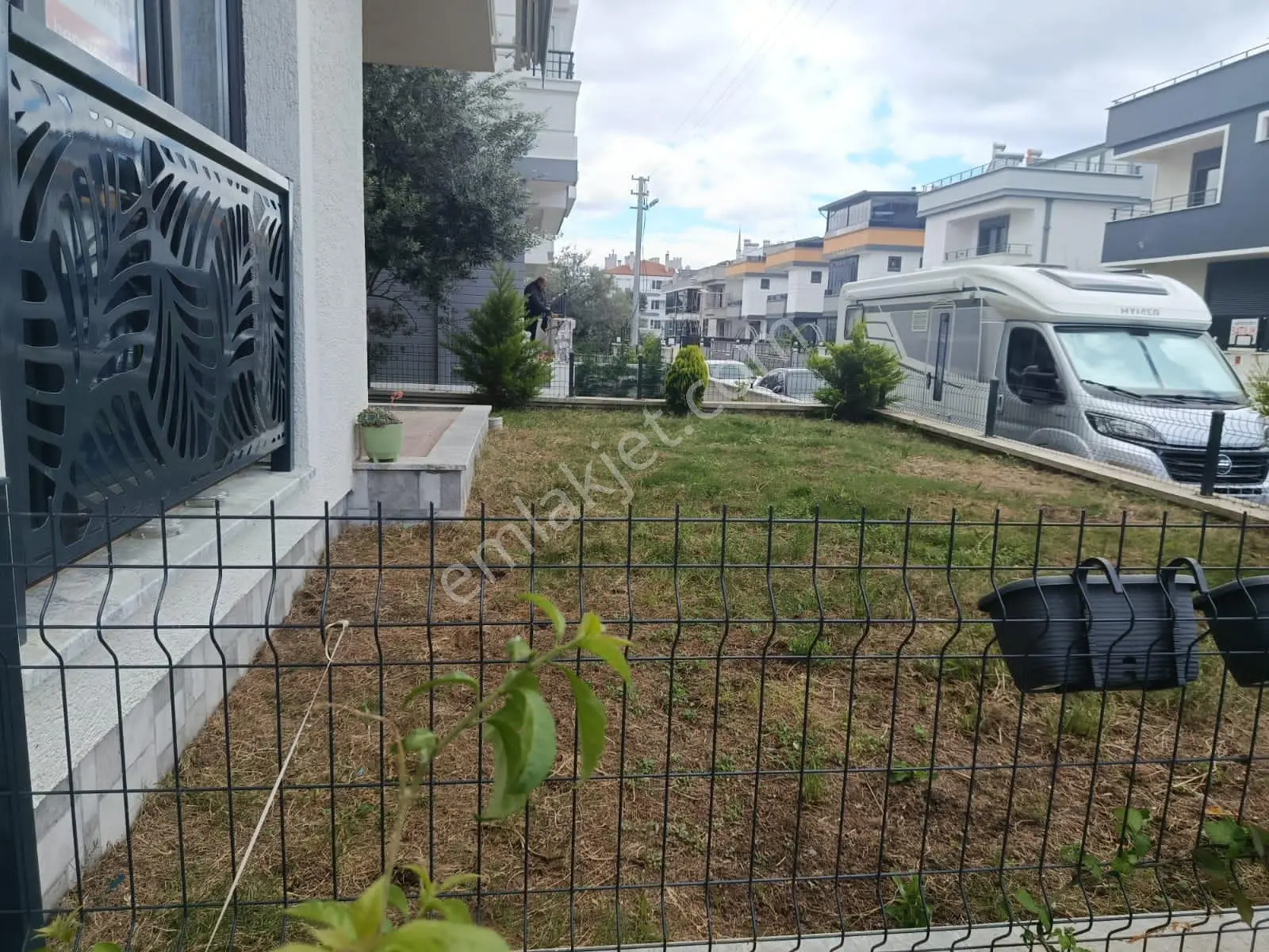 Doruk'tan Zeytinli 'de Müstakil Görünümlü Daire