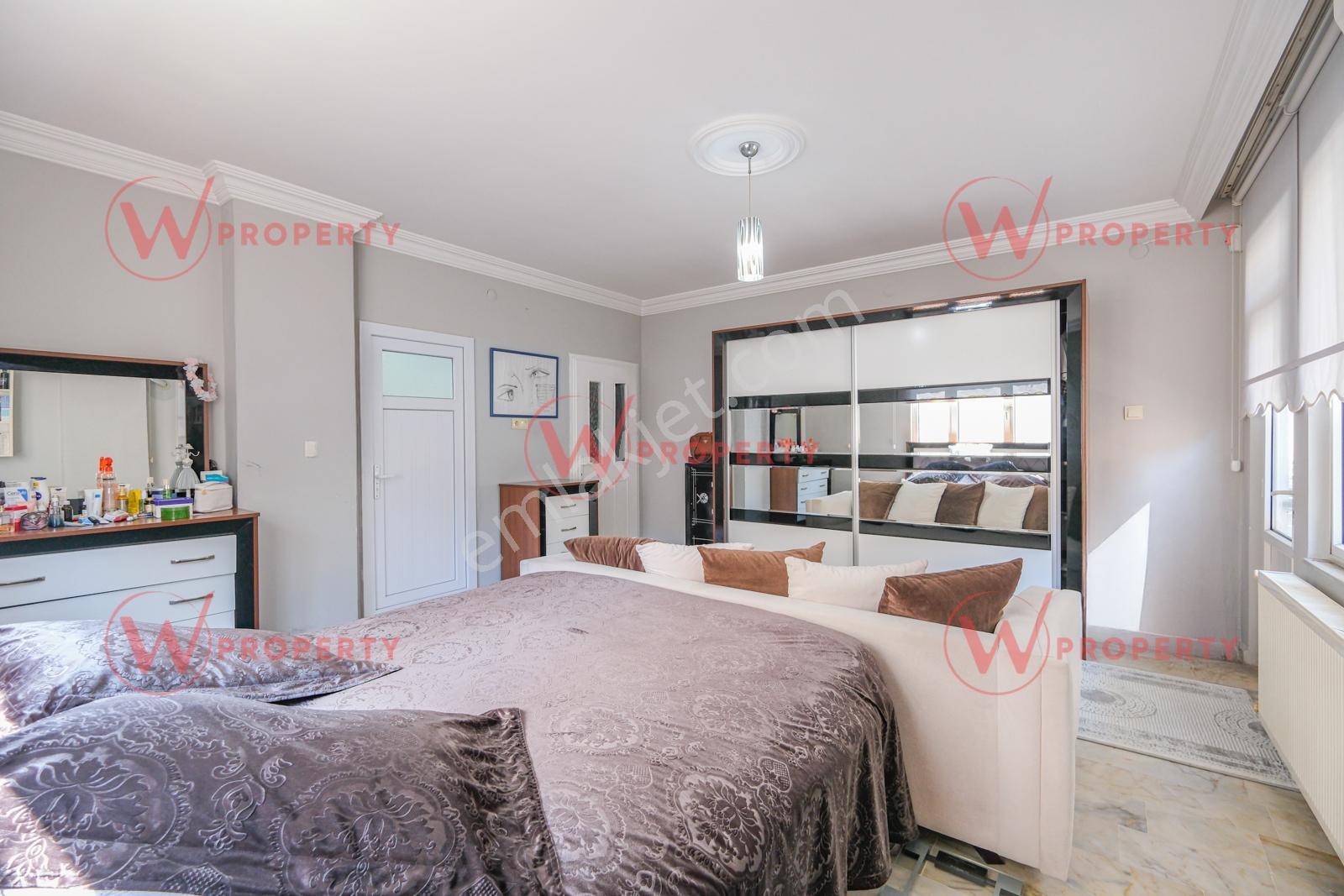 W Property'den Palmiye Mah.'de Geniş Oturumlu 4+1 Daire - Görsel 4