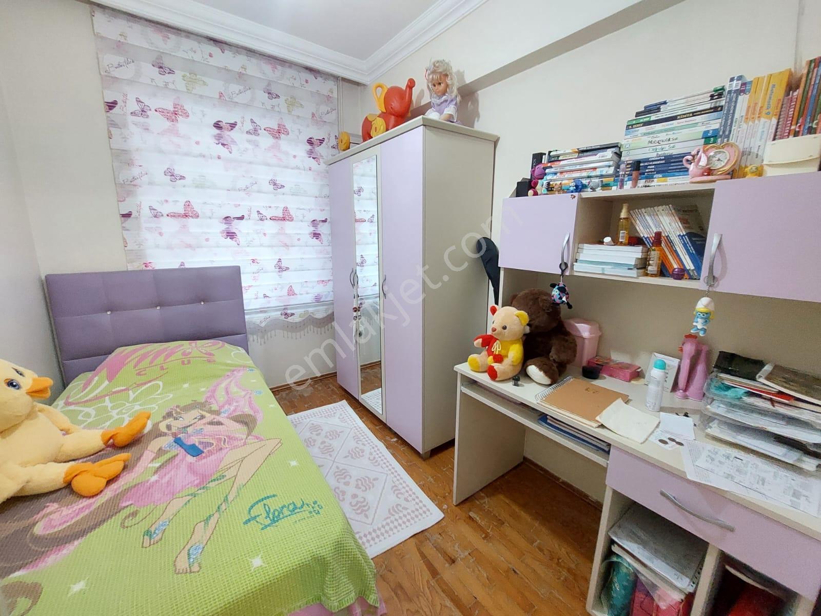 Zerdalilikte Önü Kapanmaz Geniş Arakat 2+1 - Görsel 12