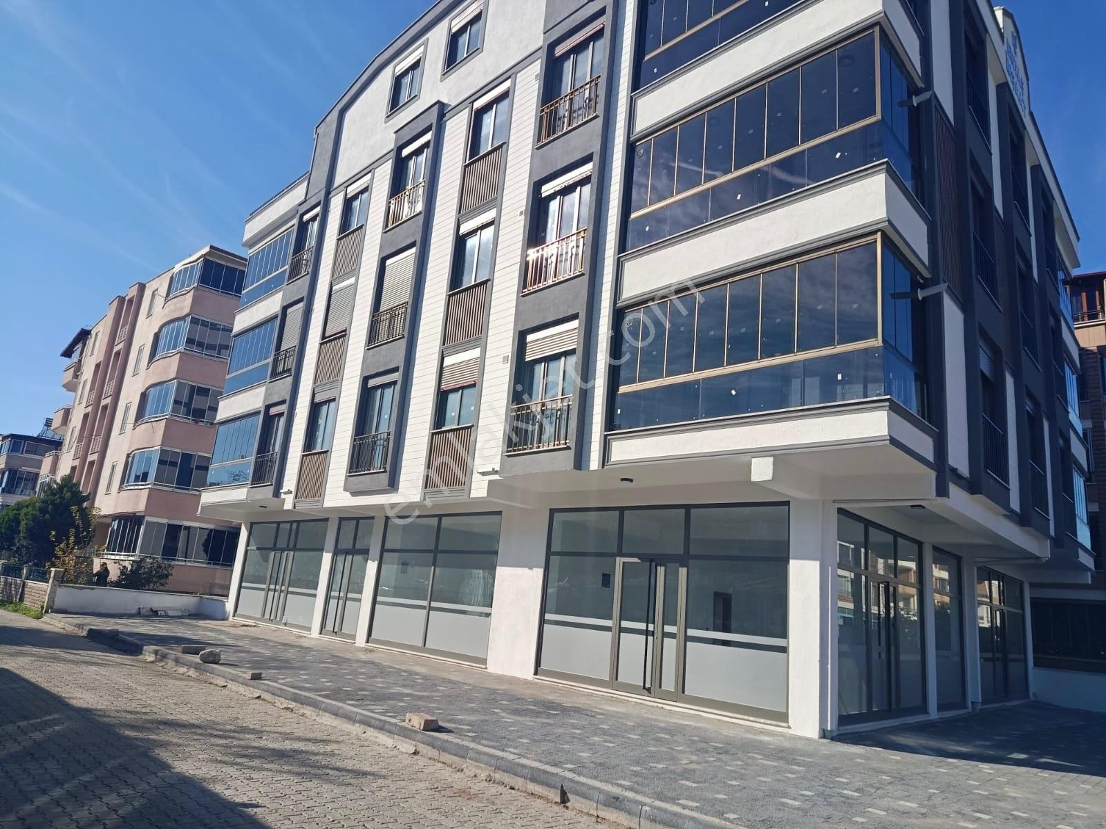 Akçay Doruk Gayrimenkul'den Denize 250 Metre Dubleks Daire