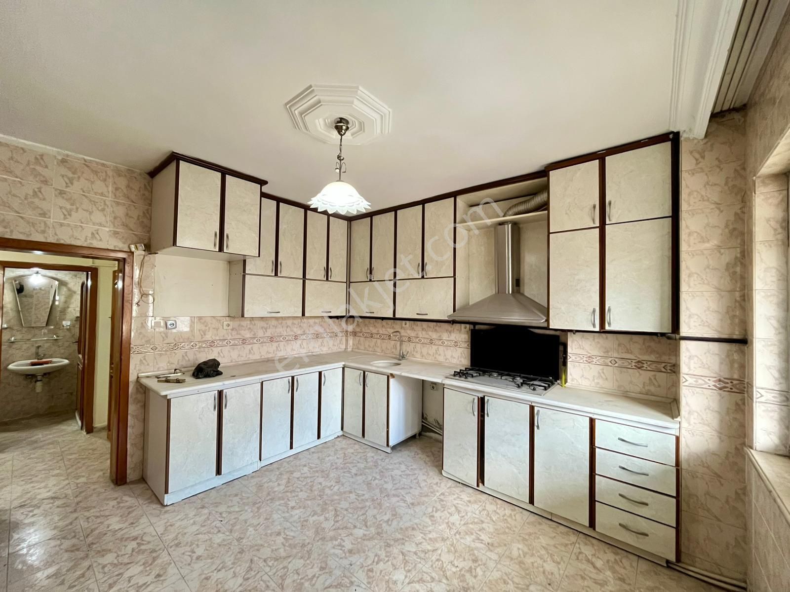 investment listing 28
