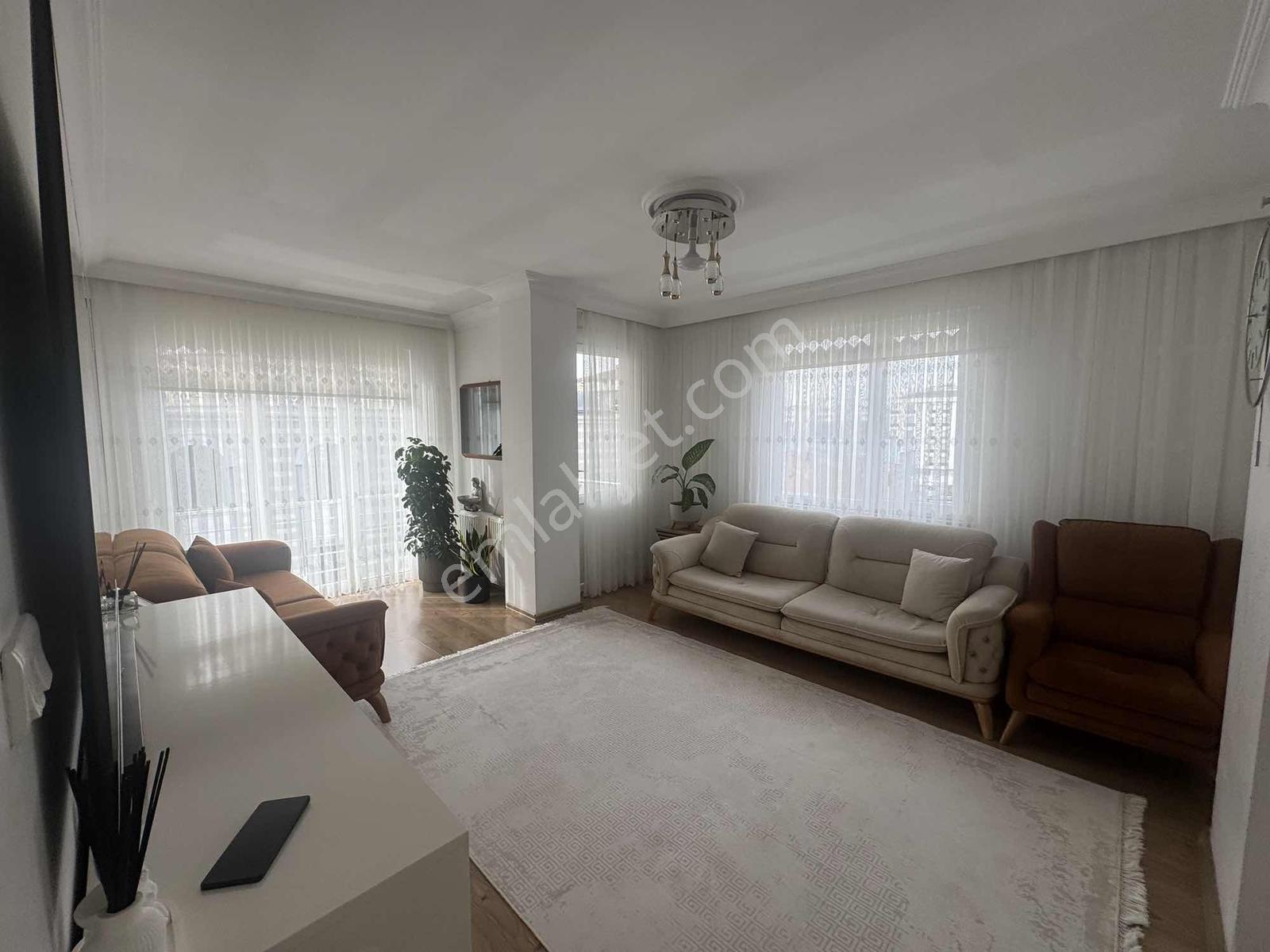 Çekmeköy Sogukpınarda 4 Kat 2 Oda 1 Salon - Görsel 26