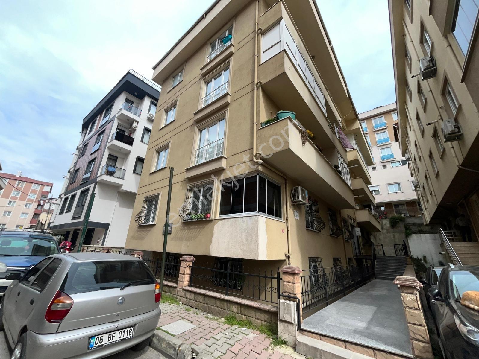 Maltepe Fındıklıda Satılık Geniş Krediye Uygun 3+1 Daire