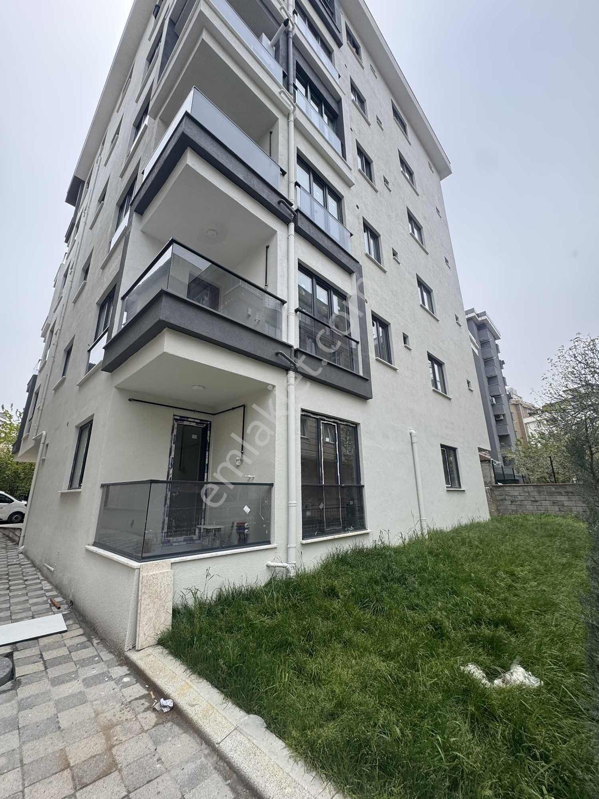 Çekmeköy Güngören Mahallesinde Ara Kat 2+1 Daire