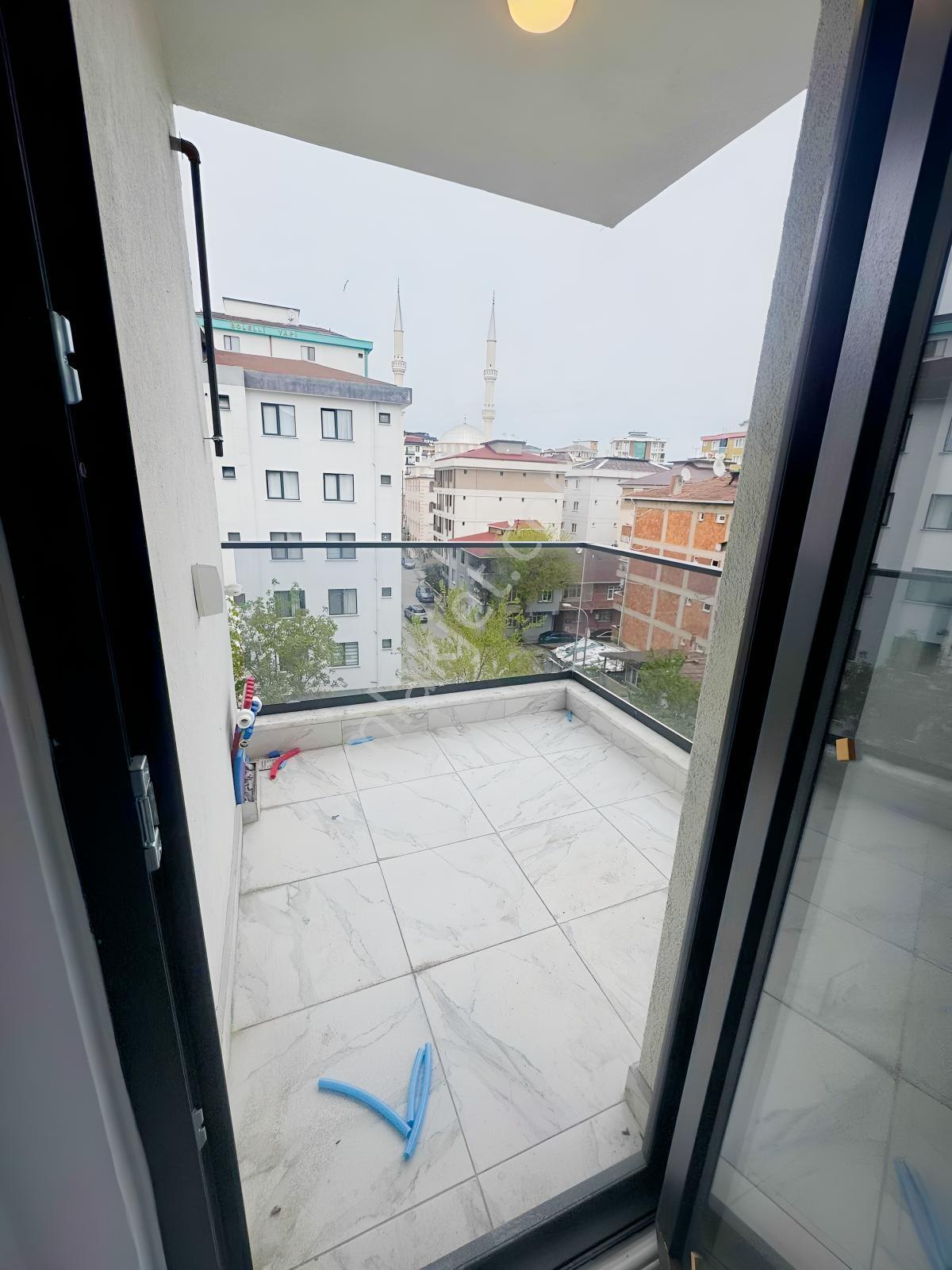 Çekmeköy Güngören Mahallesinde Ara Kat 2+1 Daire - Görsel 16