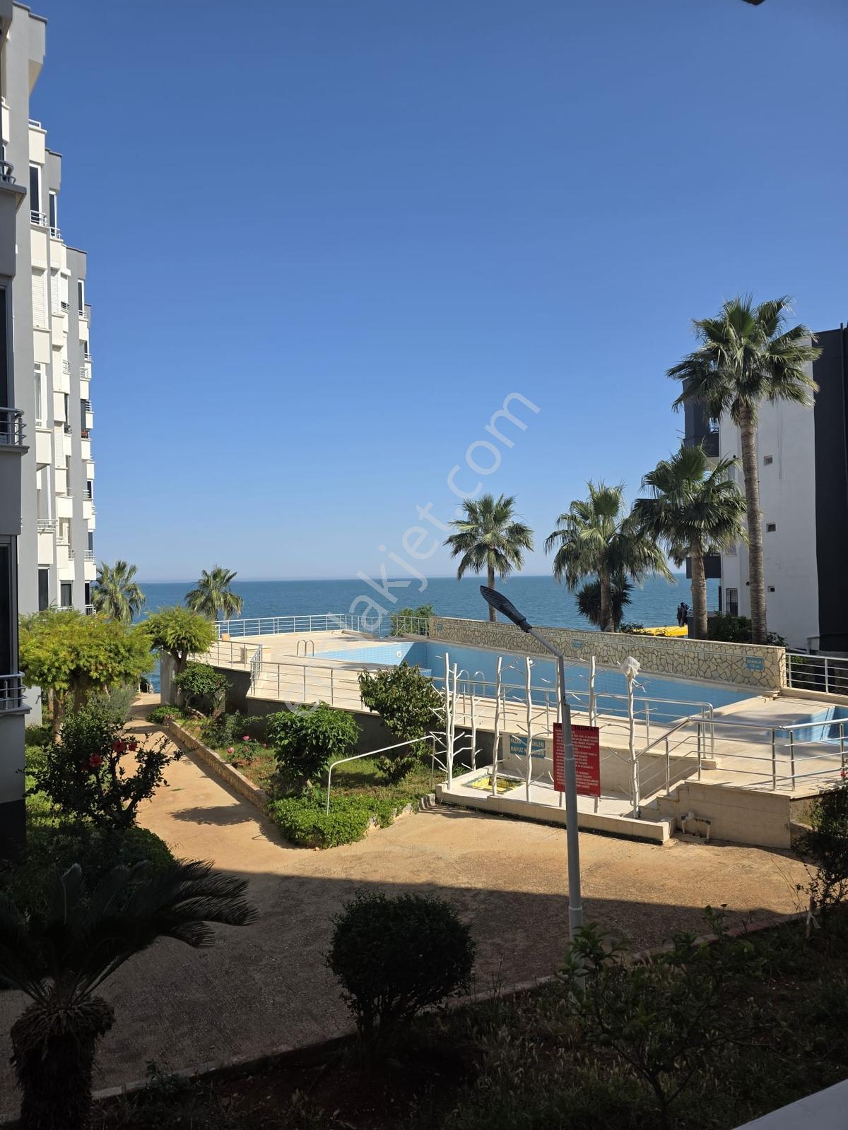 Mersin Erdemli Ayaş Kumkuyuda Satılık Denize Sıfır Yazlık - Görsel 13