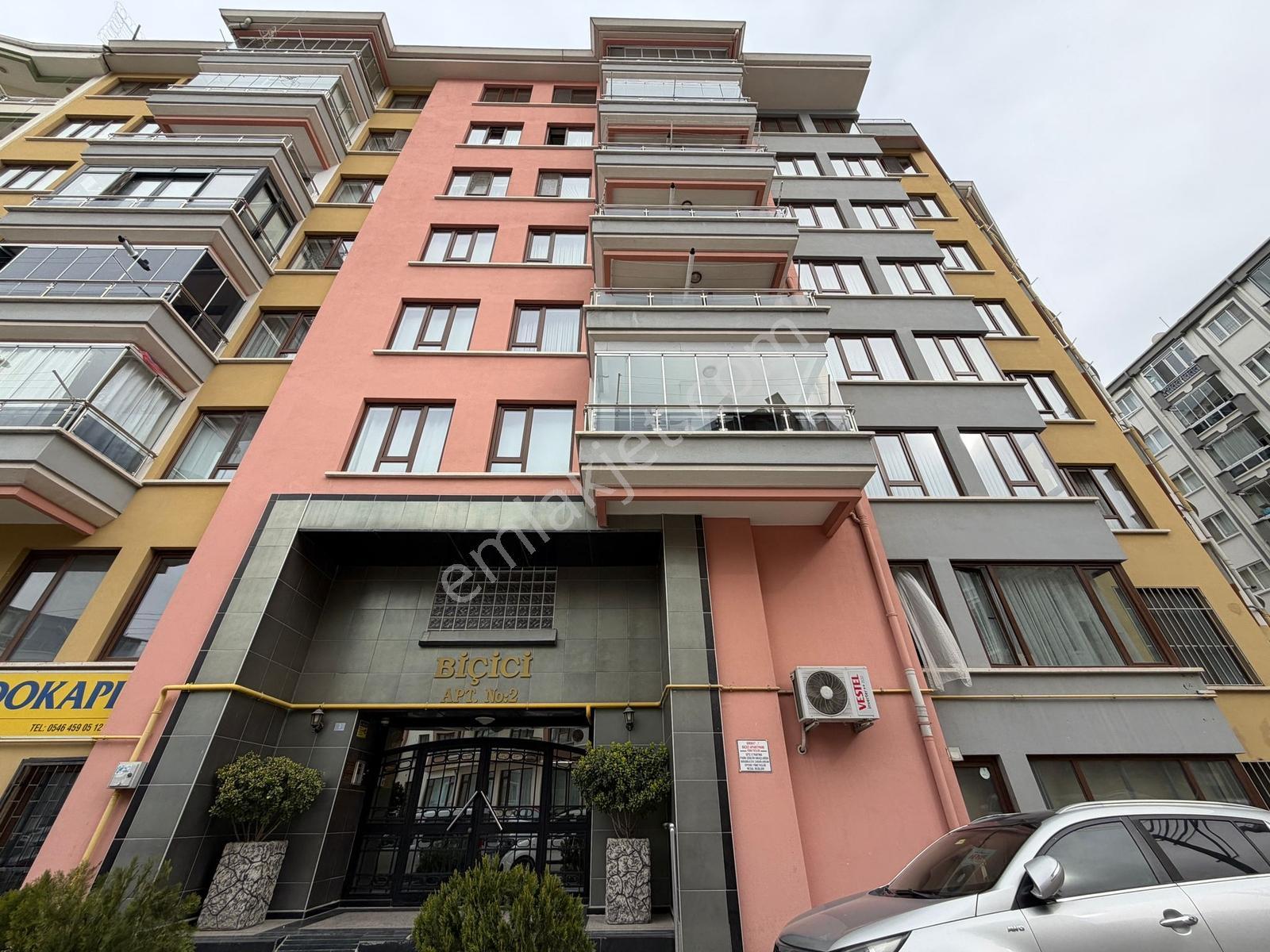 Kasımpaşa Mahallesinde 7+1 Geniş Temiz Dubleks Satılık Daire - Görsel 23