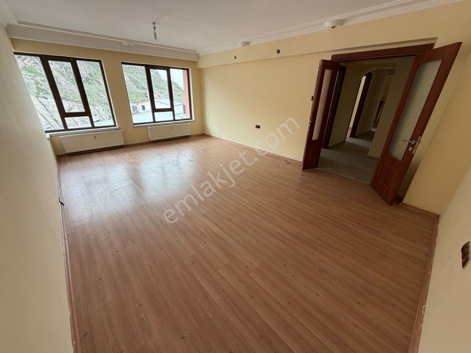 Kasımpaşa Mahallesinde 7+1 Geniş Temiz Dubleks Satılık Daire - Görsel 3