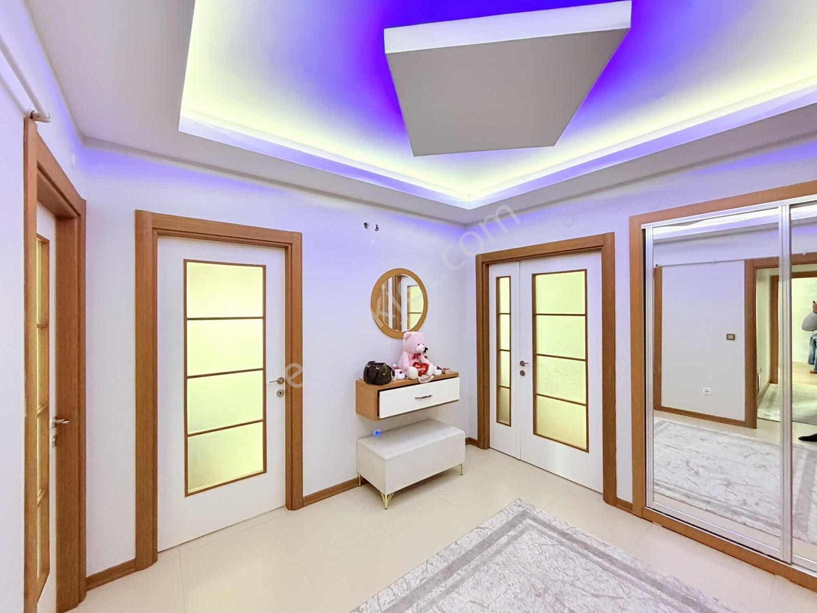 İldem De 3+1 175m2 Giyinme Odalı Ebeveyn Banyolu İçi Full Yapılı - Görsel 16