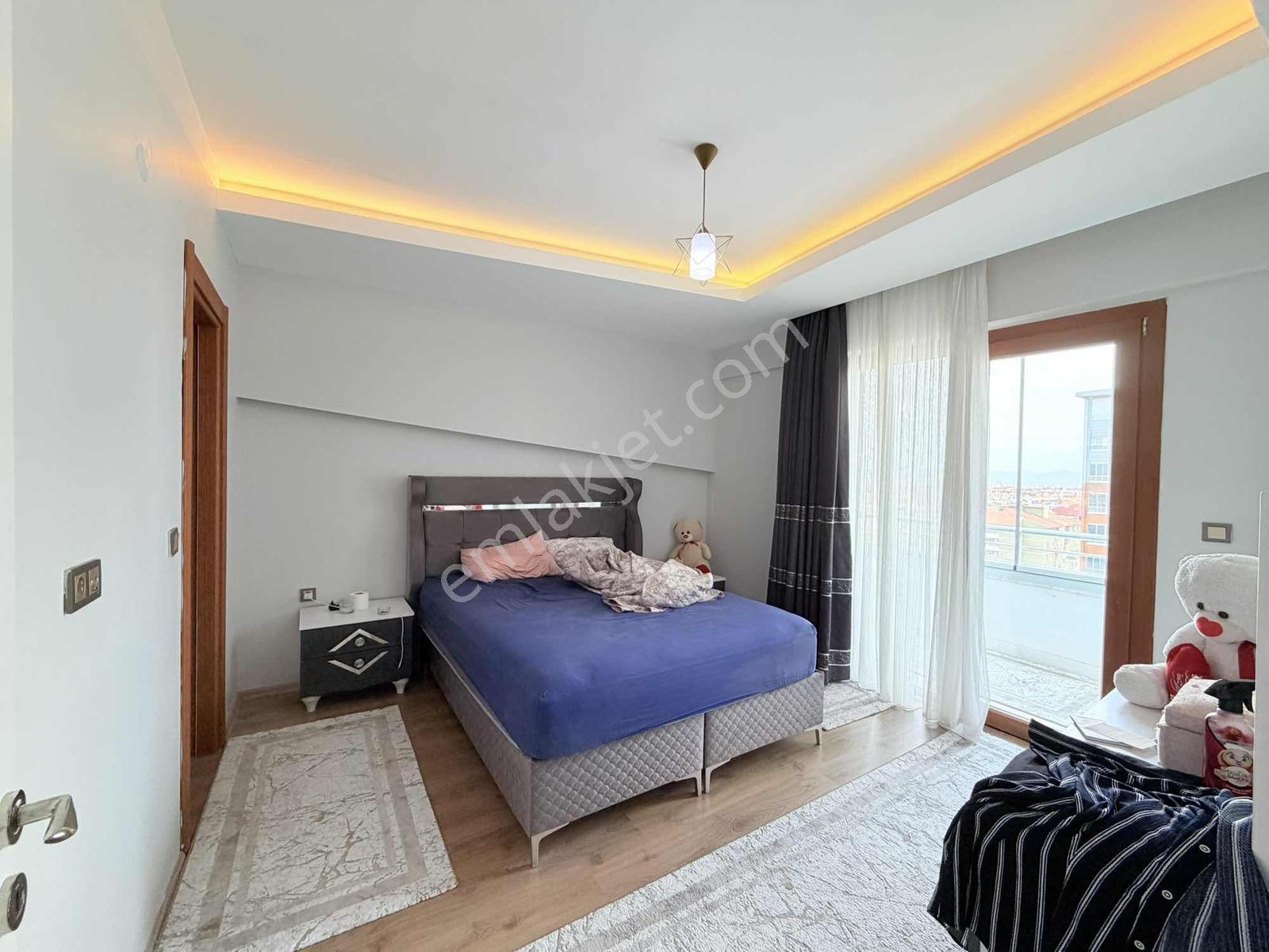 İldem De 3+1 175m2 Giyinme Odalı Ebeveyn Banyolu İçi Full Yapılı - Görsel 26