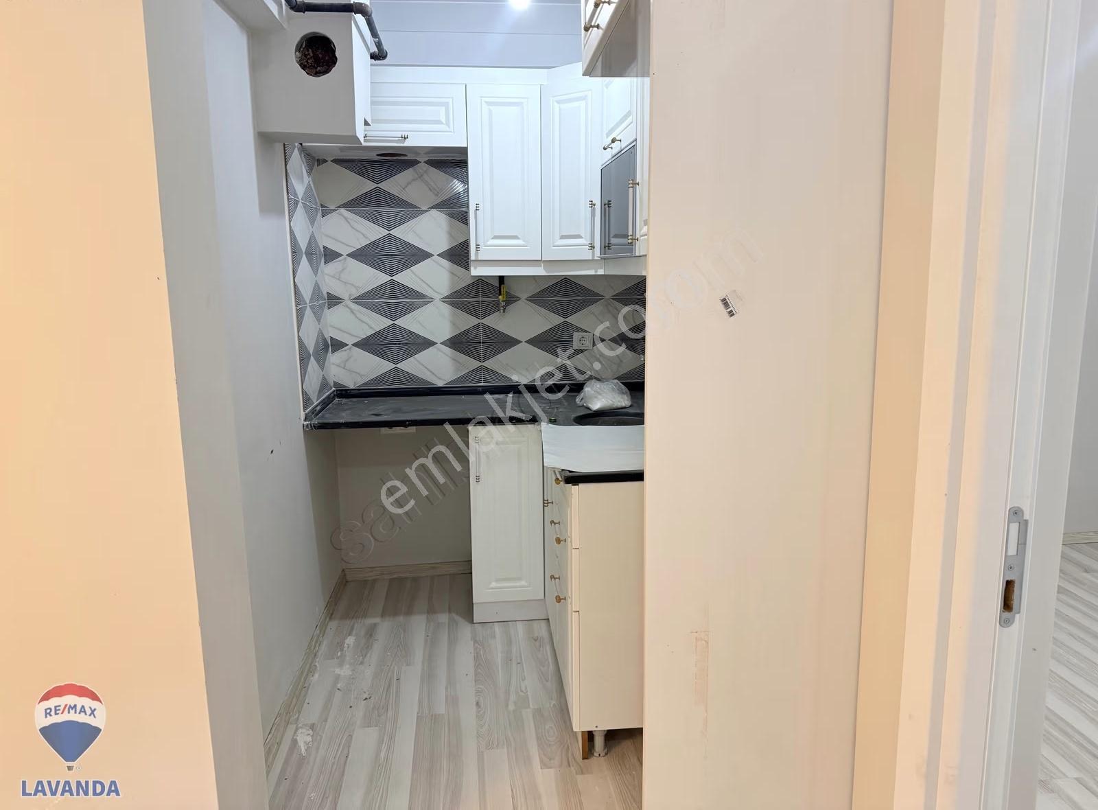 Re/max Lavanda Güvencesiyle Havuzlar Mah. Satılık 1+1 Daire! - Görsel 12