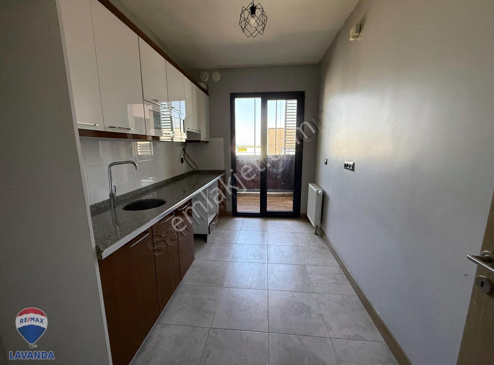 Remax Lavanda'dan Hürriyet Mah. Toki'de Kiralık 2+1 Daire - Görsel 2