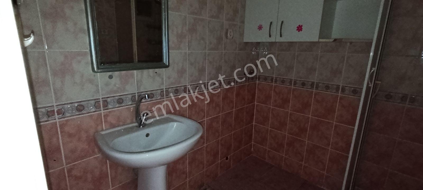 İzmir Bornova Ergenede Geniş Satılık 2+1 Daire - Görsel 7