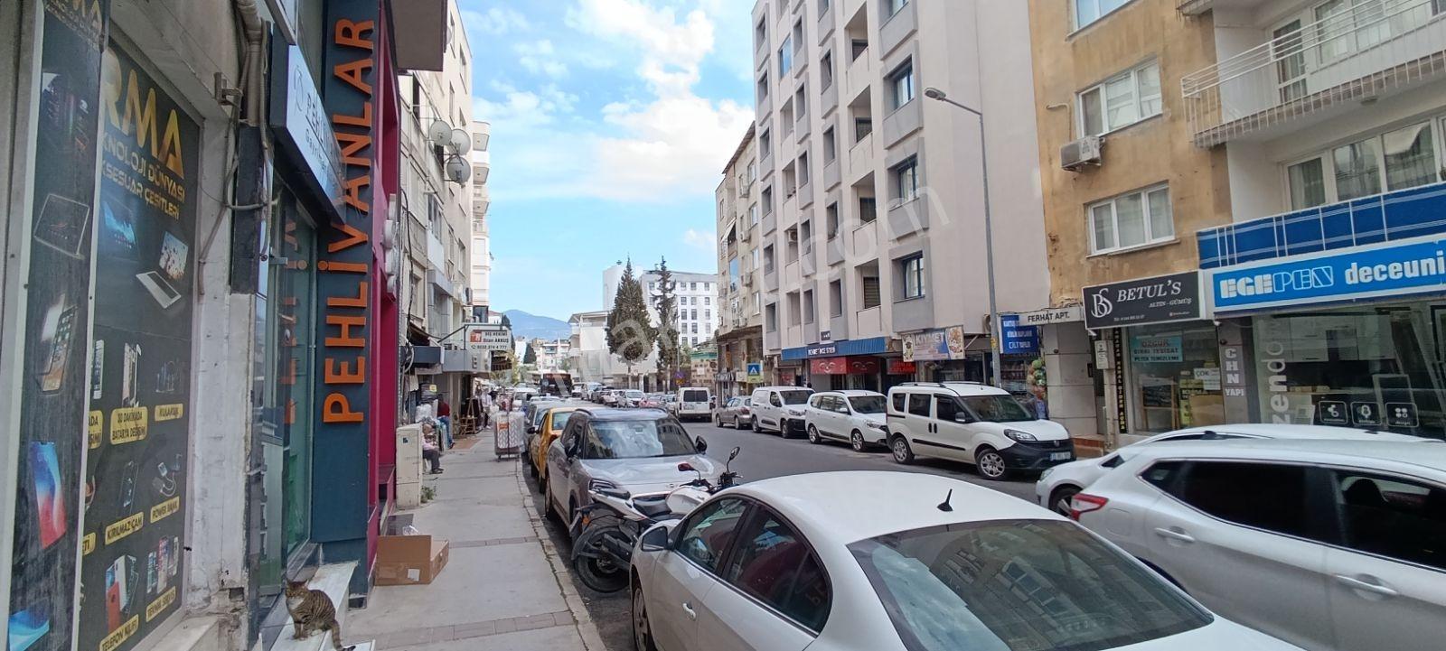 İzmir Bornova Ergenede Geniş Satılık 2+1 Daire - Görsel 12