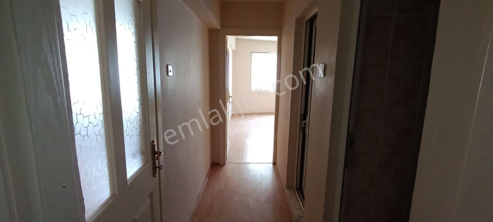 İzmir Bornova Ergenede Geniş Satılık 2+1 Daire - Görsel 18