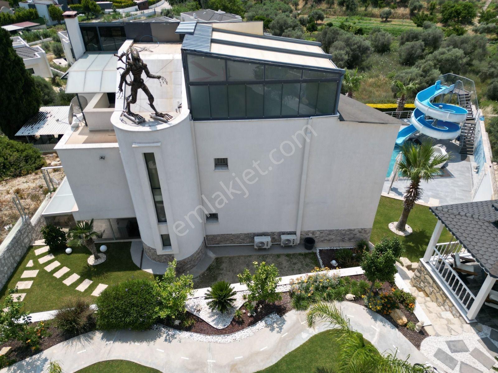Kuşadasında Emsalsiz 1200 M2 İçin De Sosyal Donatılı Müstakil Villa - Görsel 17