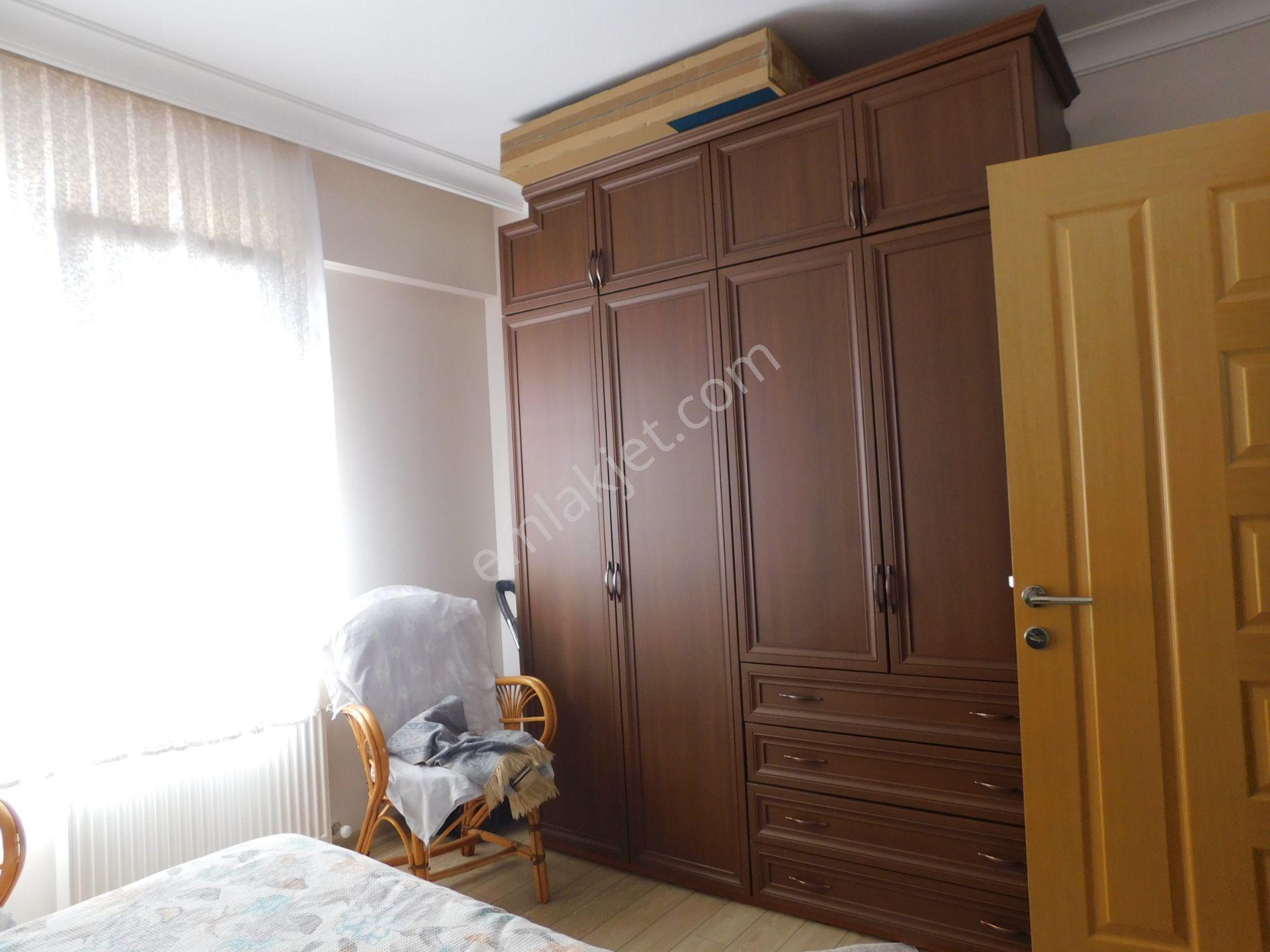 Menderes Turyap'tan Cüneytbey Mh. Siteiçi 3+1 Satılık Daire - Görsel 9