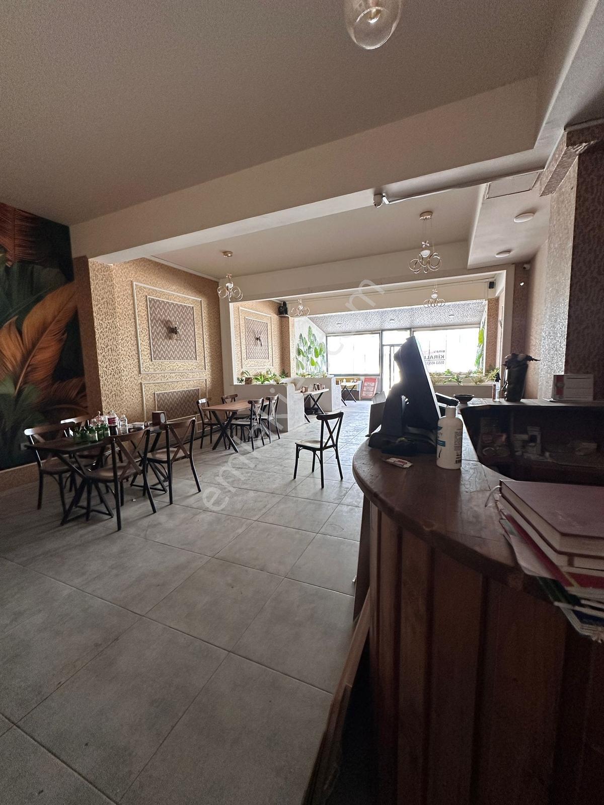 Binax Bakırçay'dan Üniversite Caddesinde Devren Kiralık Dükkan - Görsel 22