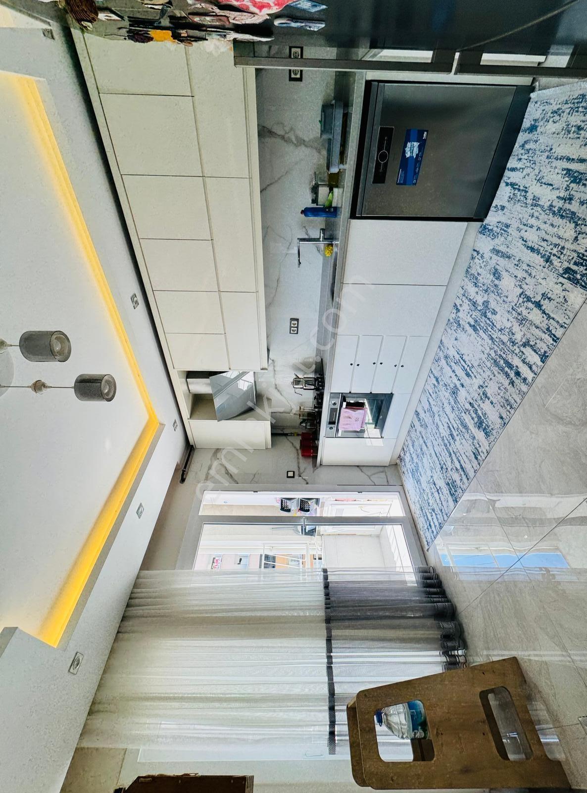 Barışmanço Blv Üzeri/site/3+1/ç.banyo/ç.odası/kombili/lüks Ev !! - Görsel 3