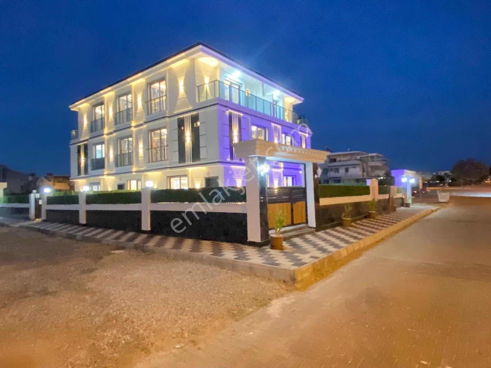 Didim Çamlık'ta Satılık Ayrı Mutfaklı 4+1 Havuzlu Tripleks - Görsel 22