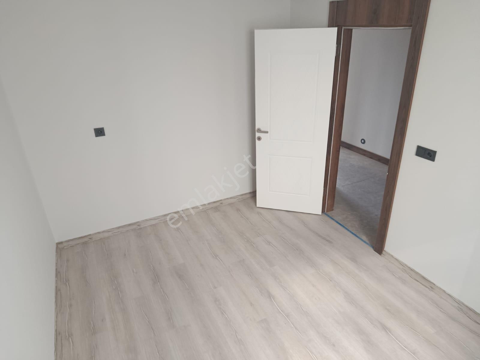 Akçay Doruk'tan Zeytinli De Kapalı Otoparklı 3+1 Dubleks - Görsel 28