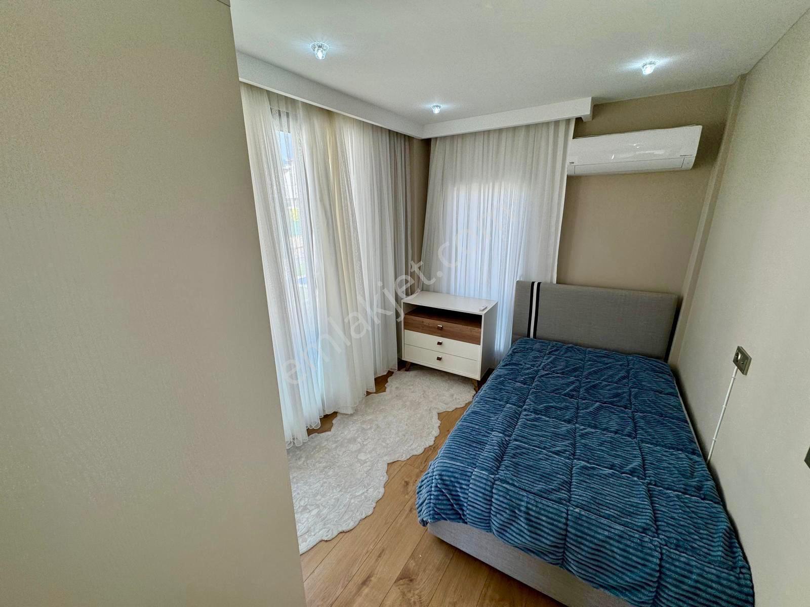 Güçlü Kardeşler Havuzlu Butik Site İçerisinde 3+1 Lüks Villa - Görsel 20