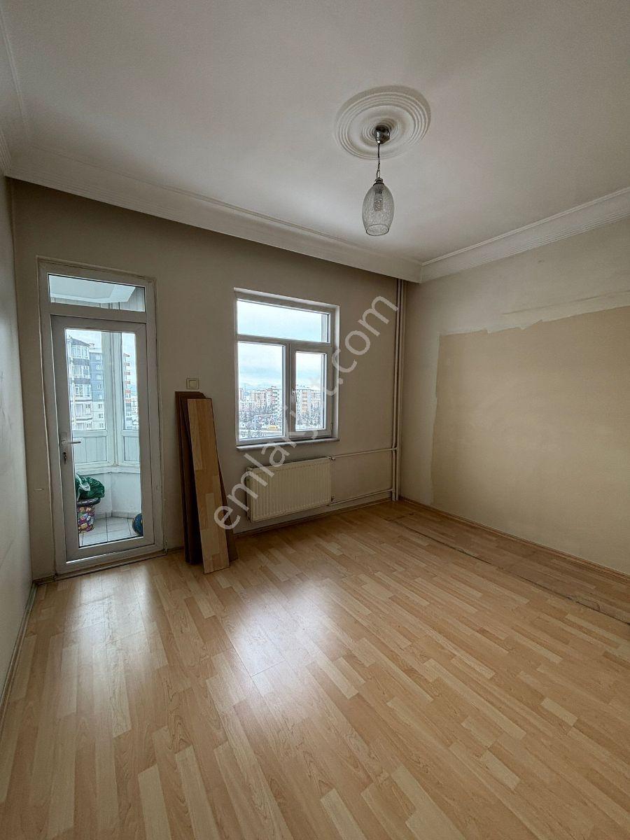 Germir Konaklarda Malatya Yolu Üzeri Kiralık Daire - Görsel 6