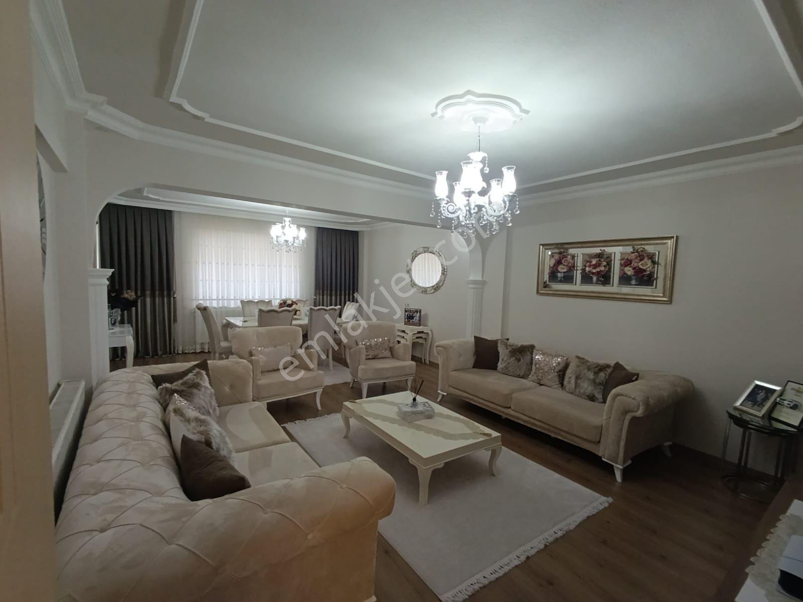 Bursa M.k.paşa İçi Özel Yapılı Teraslı 3+1 Satılık Daire - Görsel 8