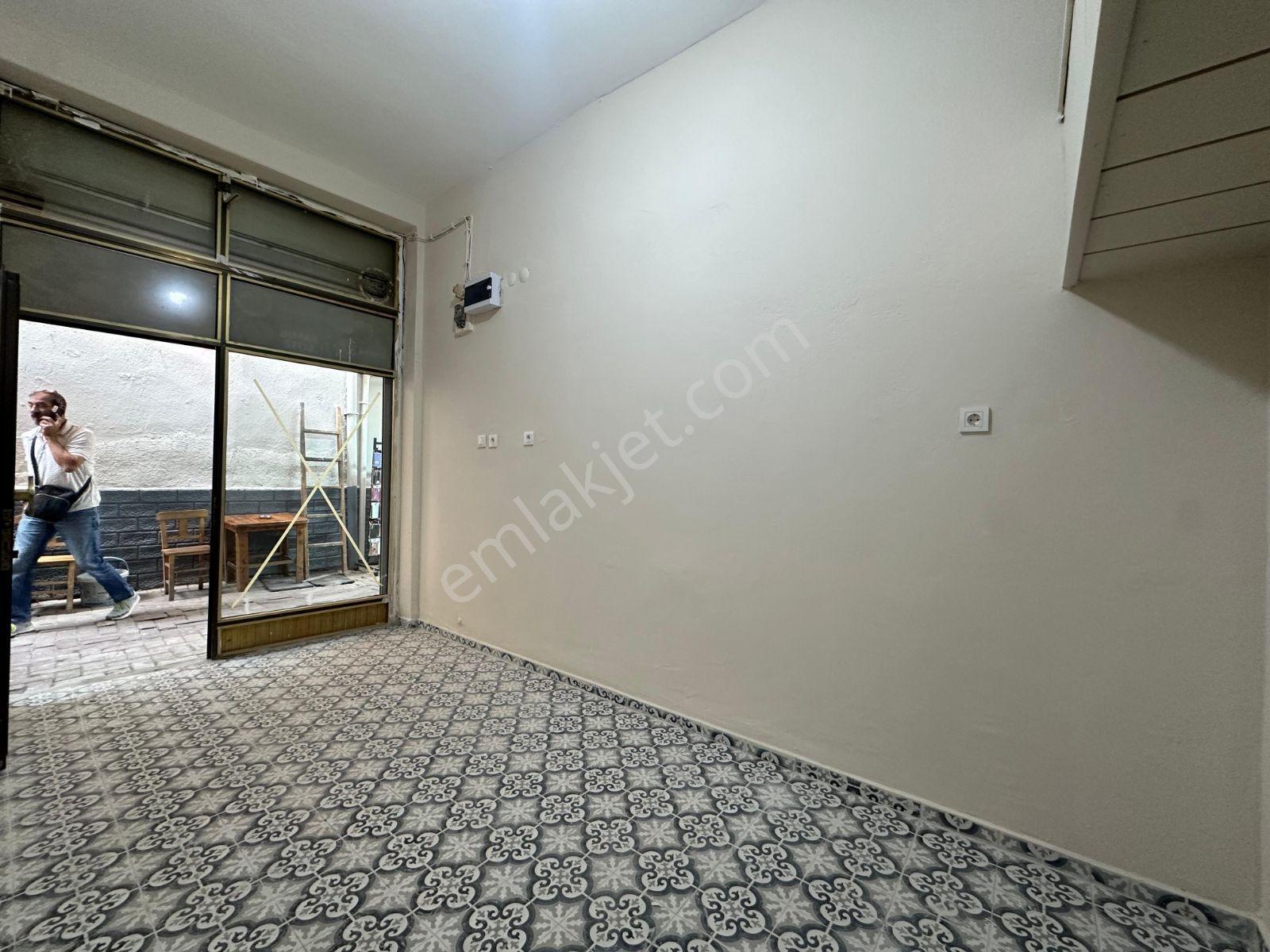Donanmacı Mahallesinde Kiralık Dükkan! - Görsel 11