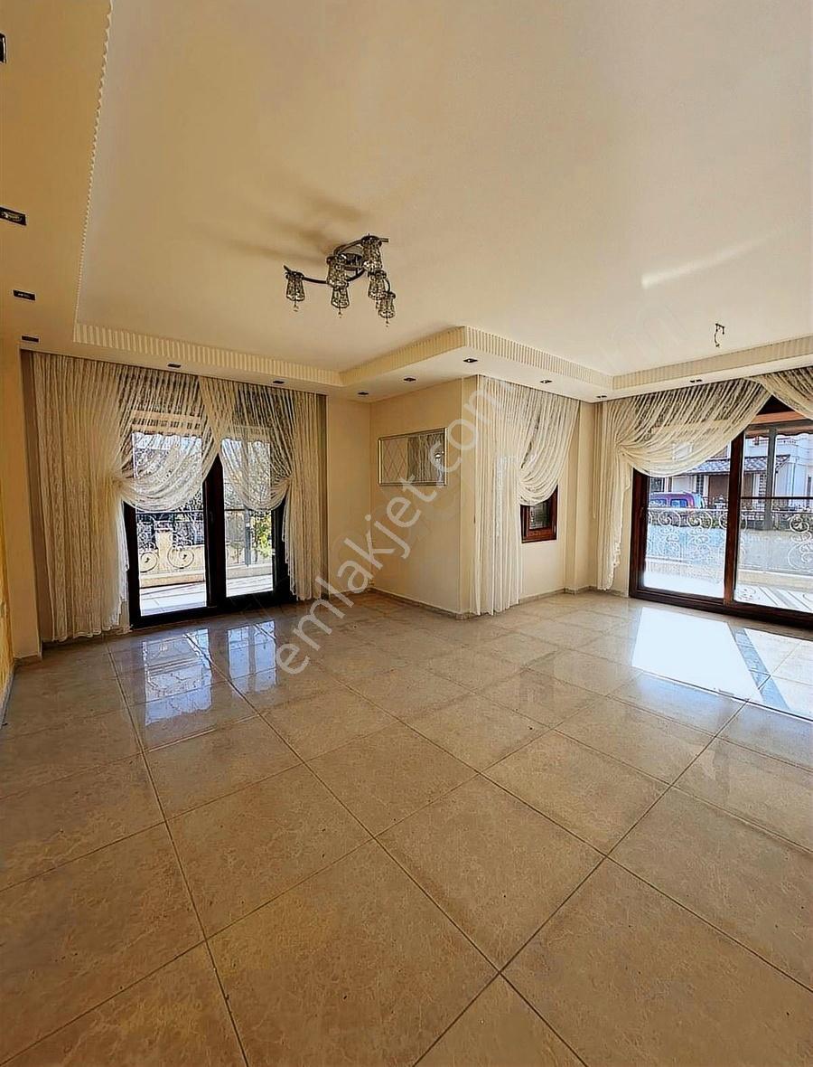 Müstakil Kalker Taşıyla Yapılmış 5+1 Lüks Villa - Görsel 28