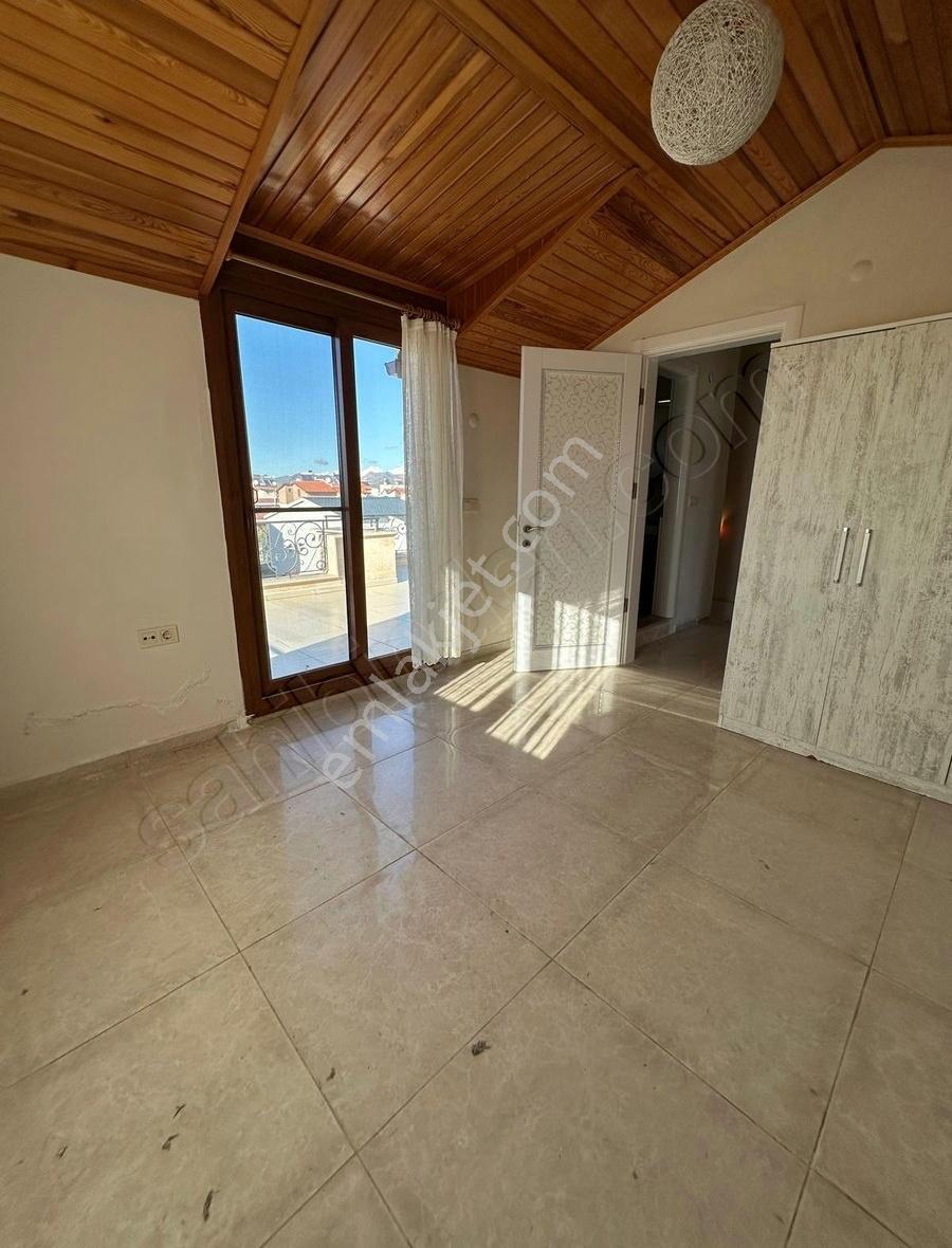 Müstakil Kalker Taşıyla Yapılmış 5+1 Lüks Villa - Görsel 21
