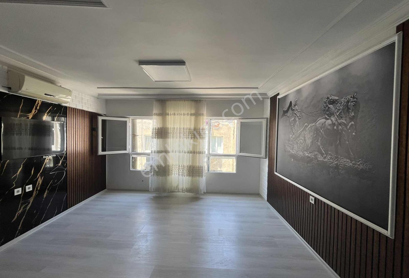 Karşıyaka'nın Kalbınde,iş Bankası Sokağı'nda 40m2 Ofis /daire - Görsel 26
