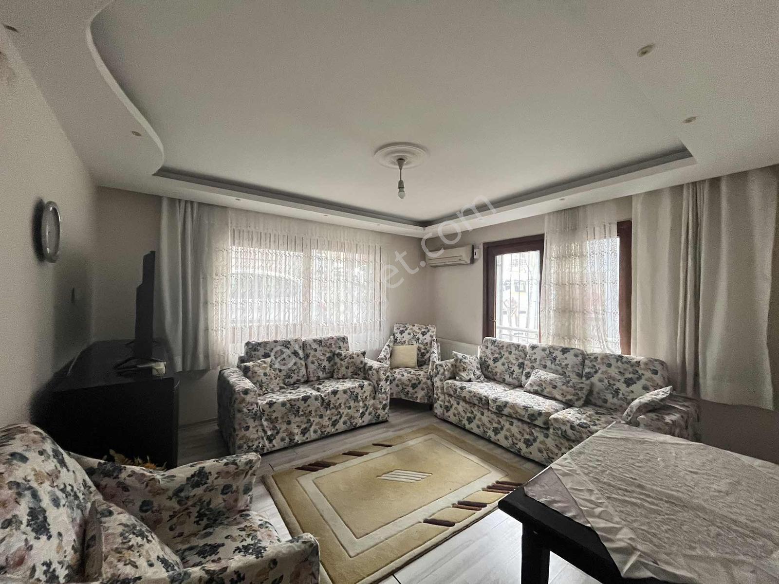 Bayraklı Şehir Hastanesi,sevgi Yolu Yakını Kapalı Mutfaklı 2 + 1