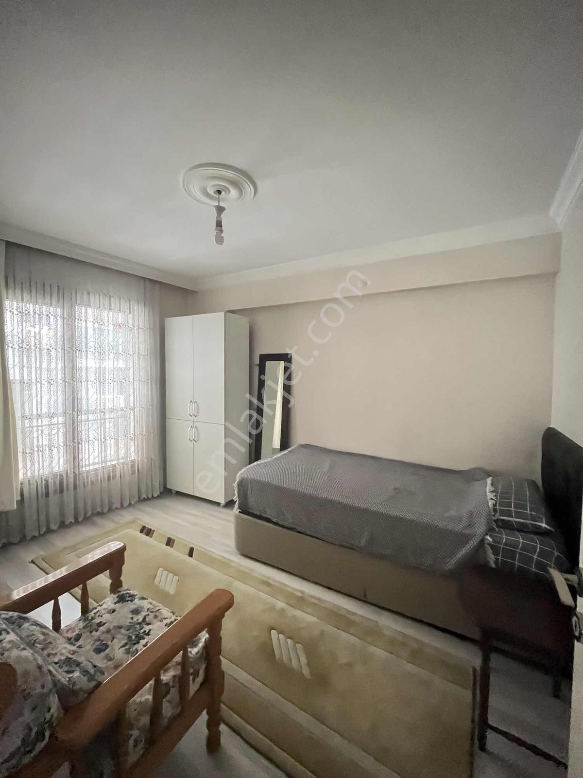 Bayraklı Şehir Hastanesi,sevgi Yolu Yakını Kapalı Mutfaklı 2 + 1 - Görsel 3