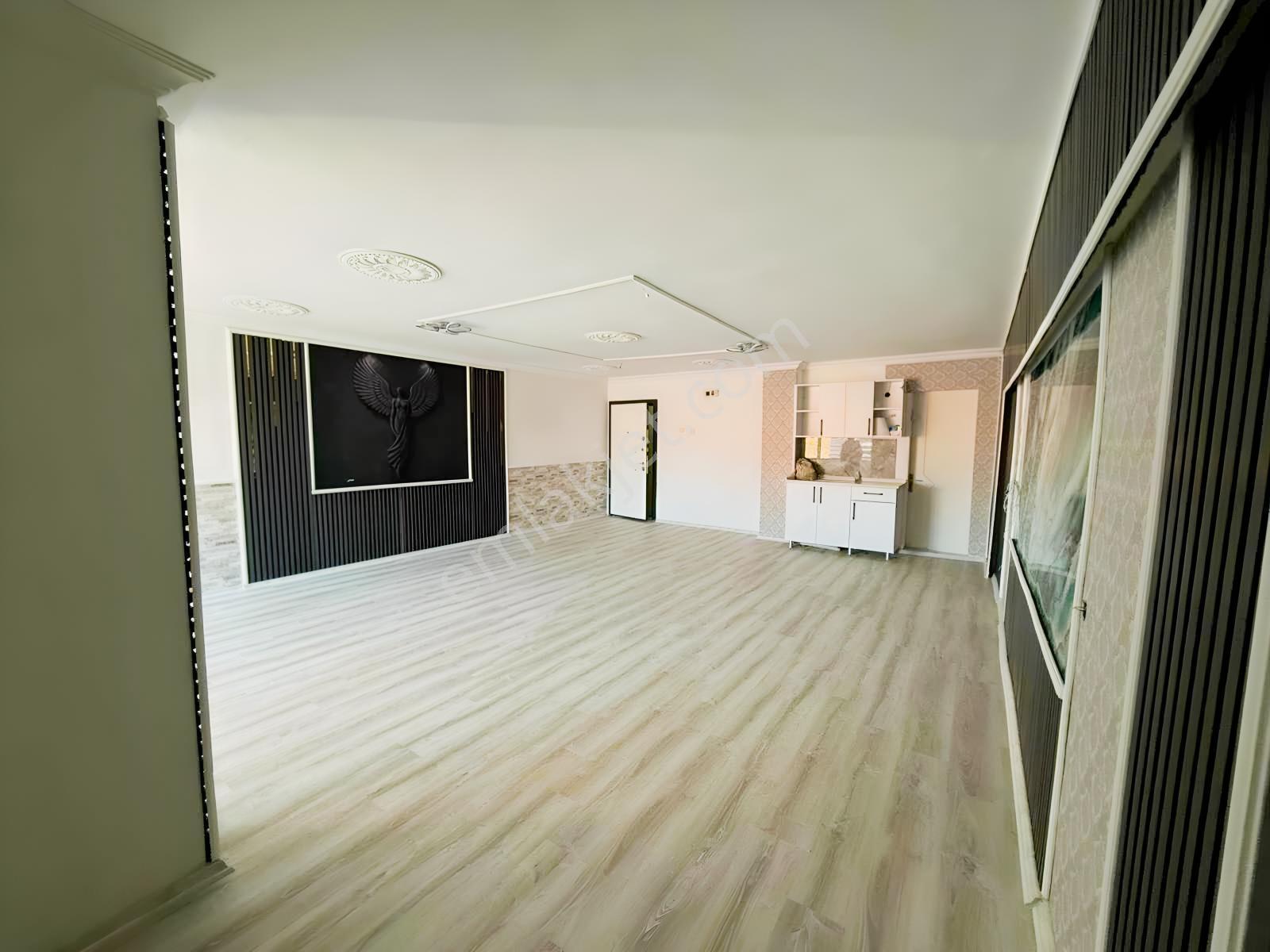 Konak Tepecik'de Acil Satılık !!hastaneler Yakını 65 M2 Ofis - Görsel 31
