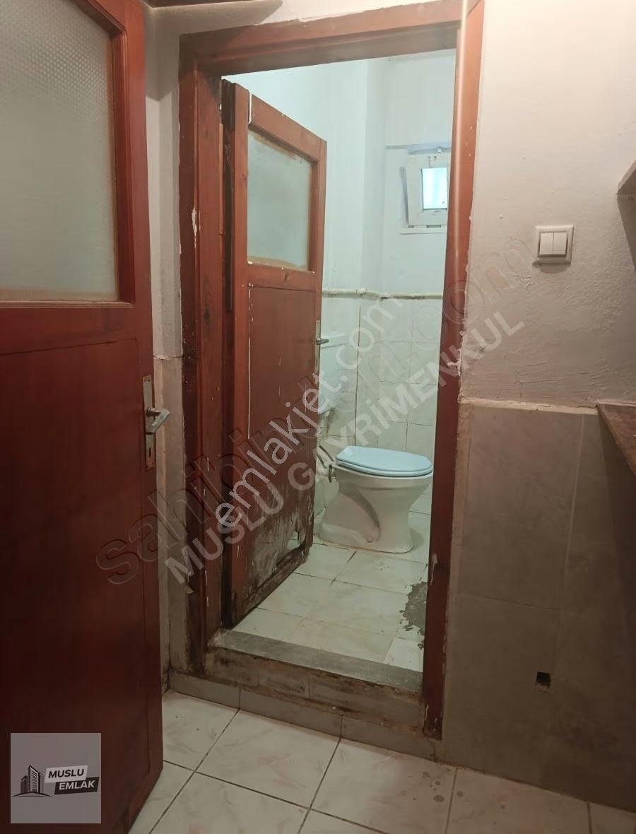 Pazartesi Pazarı Yani 2+1 Satılık Daire - Görsel 9