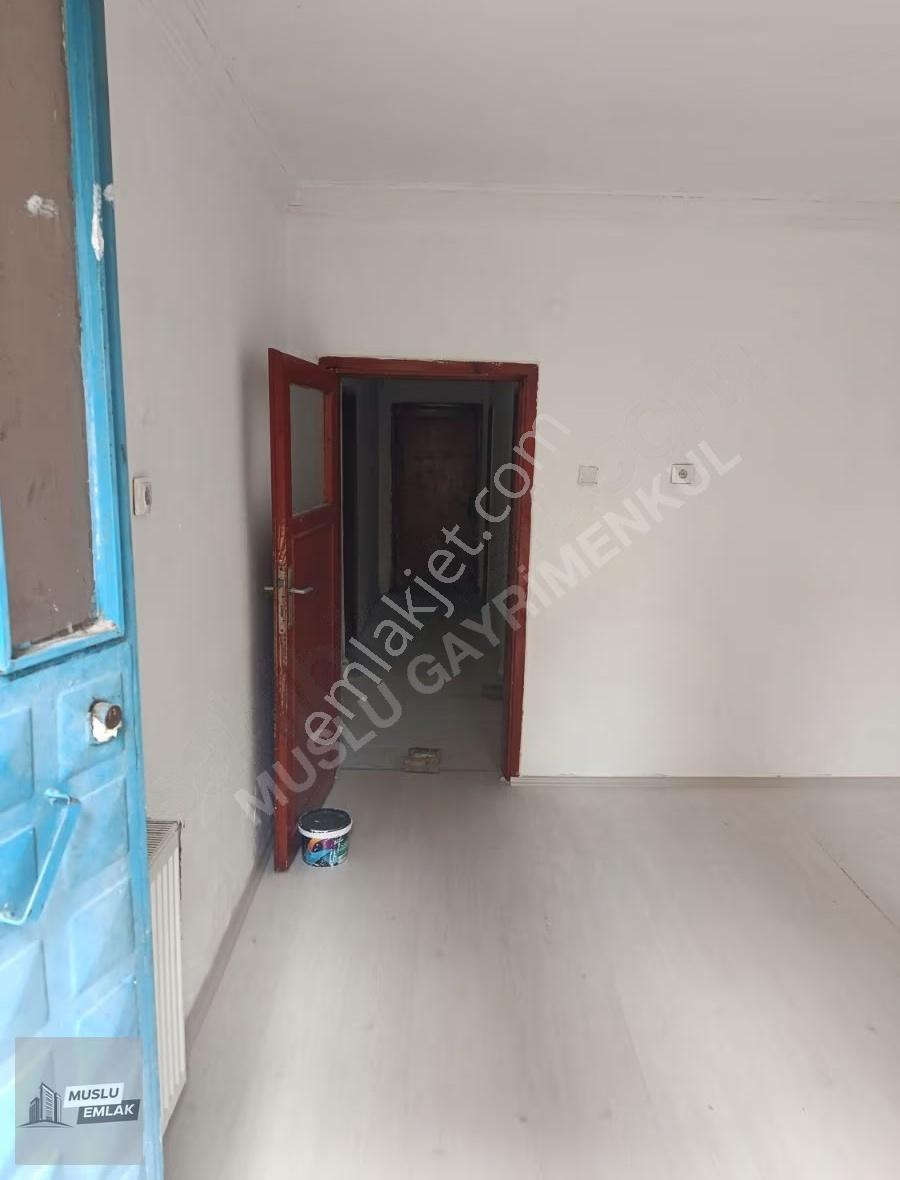 Pazartesi Pazarı Yani 2+1 Satılık Daire - Görsel 10