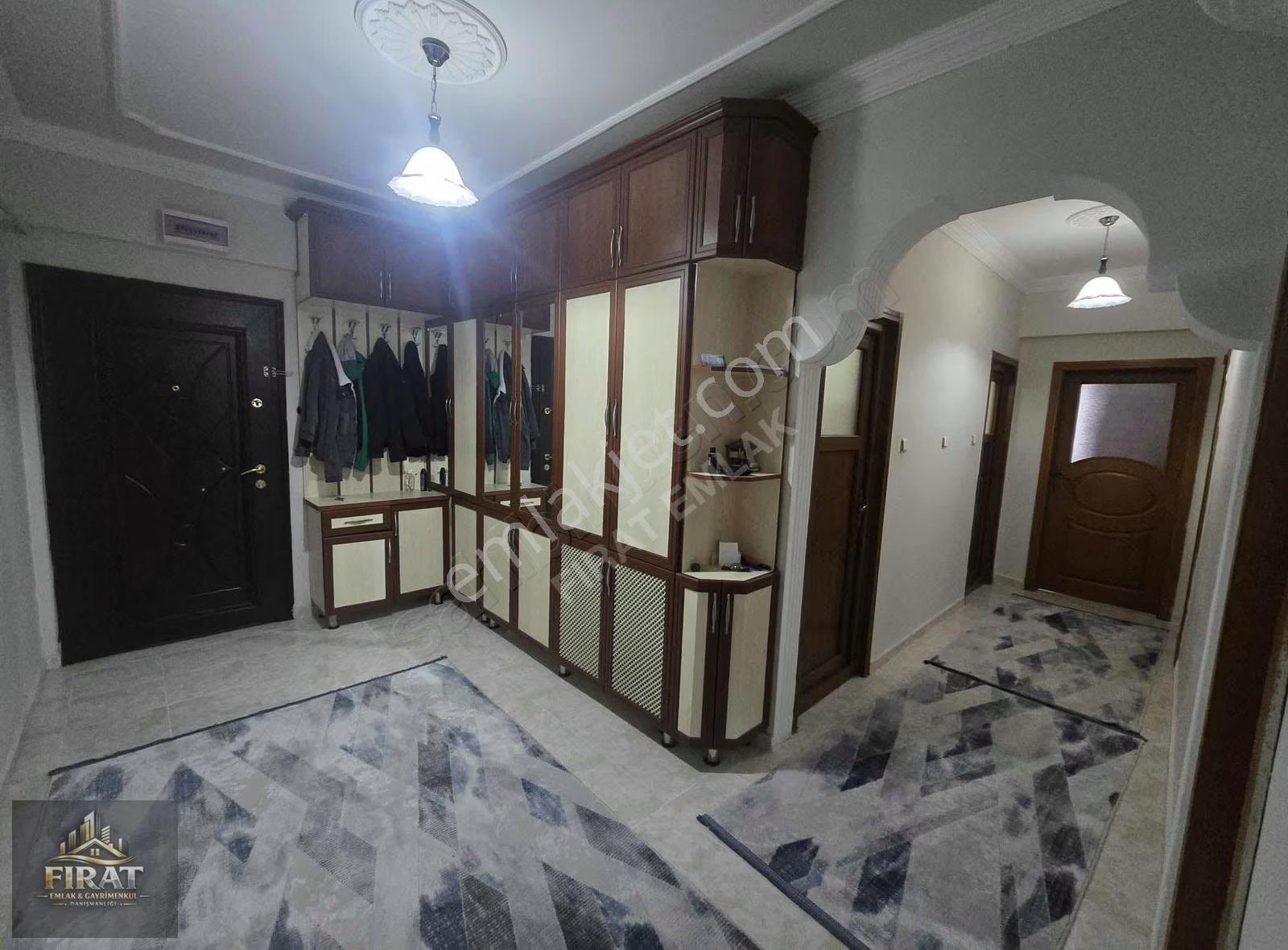Abdullahpaşa'da Satılık 3+1 Daire, 175m², Merkezi Konum - Görsel 13