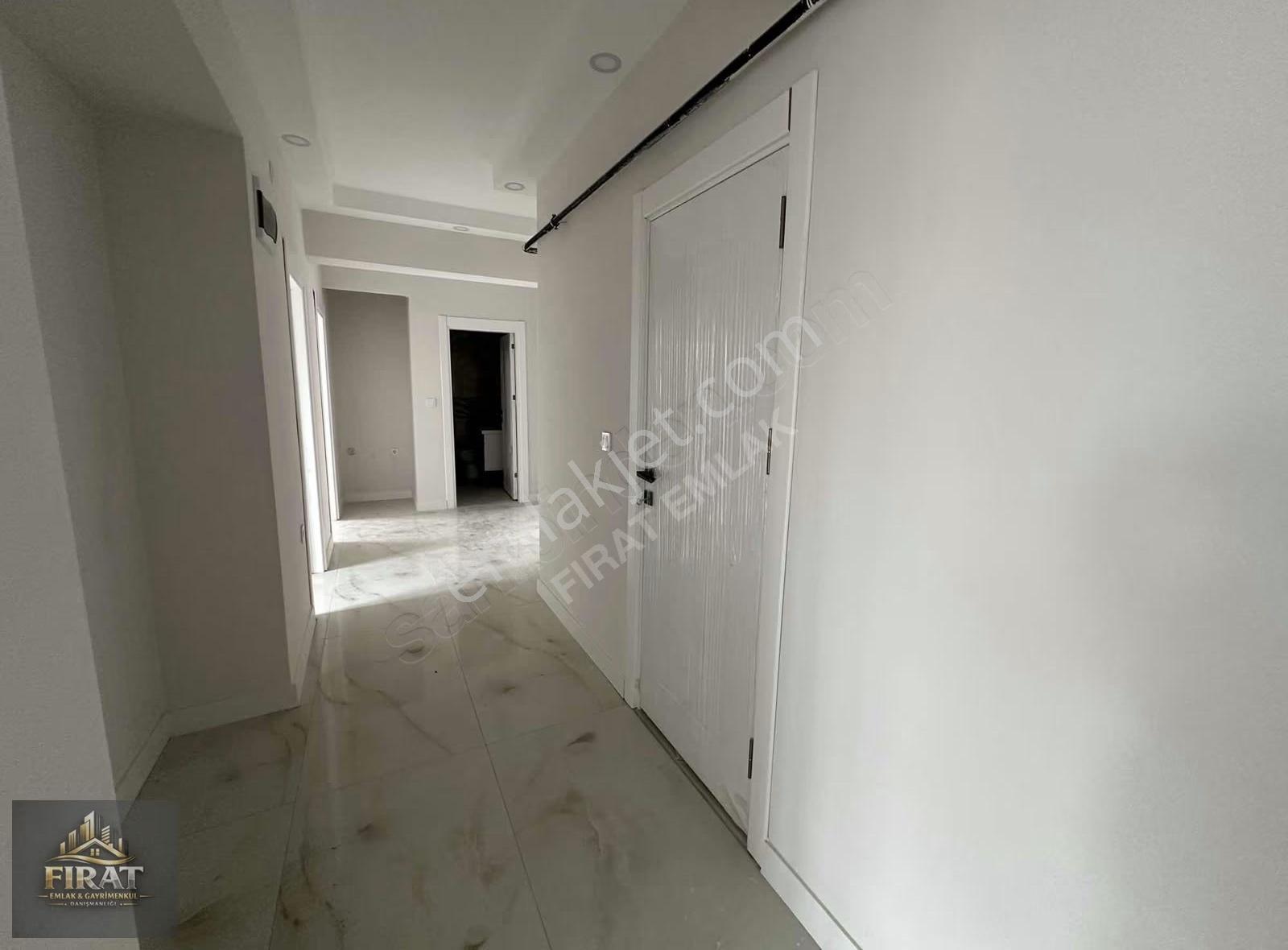 Sarayatik'te Satılık 3+1 Daire, 165m², Karakol Karşısı - Görsel 4