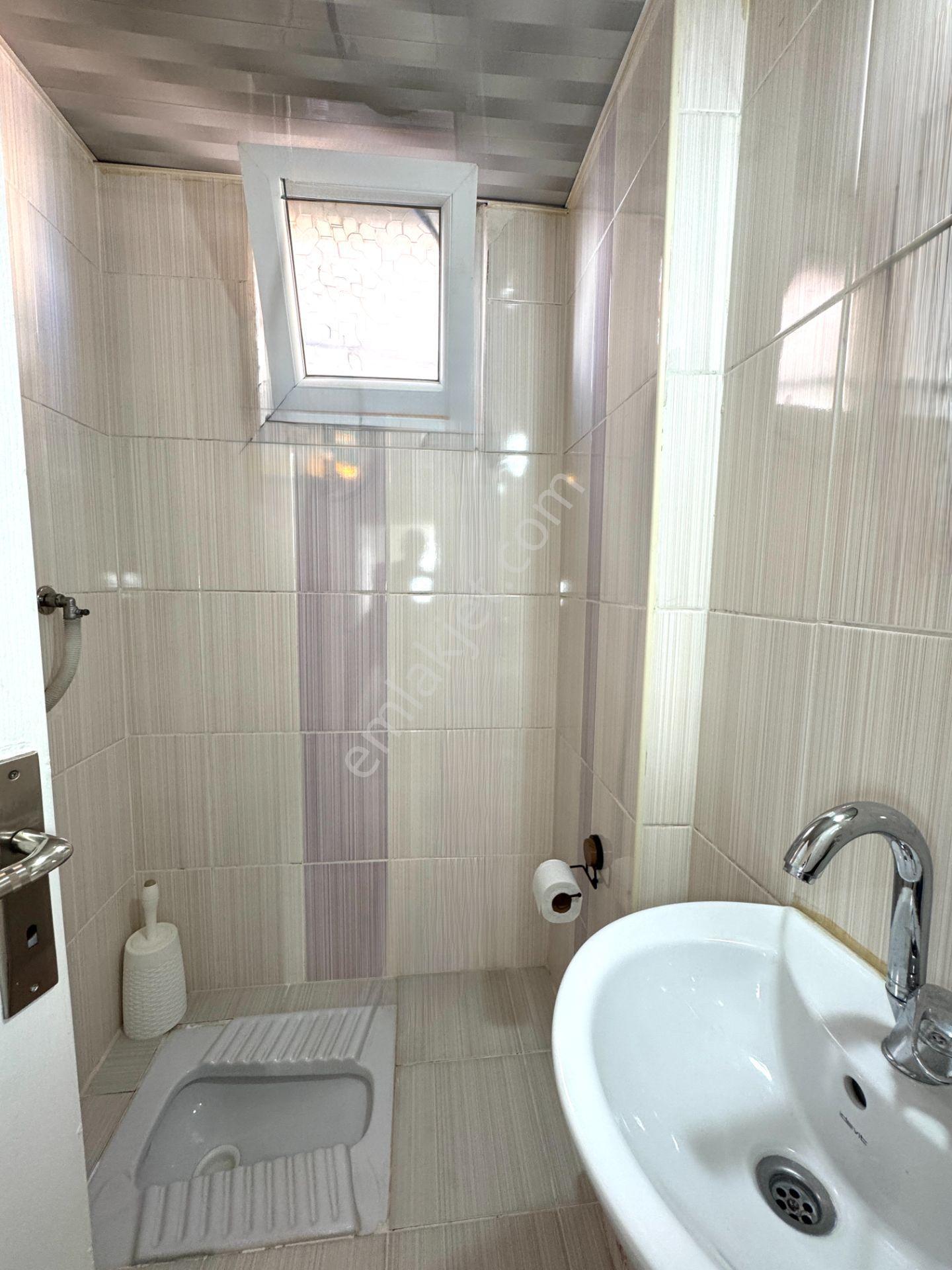 Kızıltoprak Yaşam Hastanesi Yakını Asansörlü Geniş Kullanışlı 2+1 Daire - Görsel 25