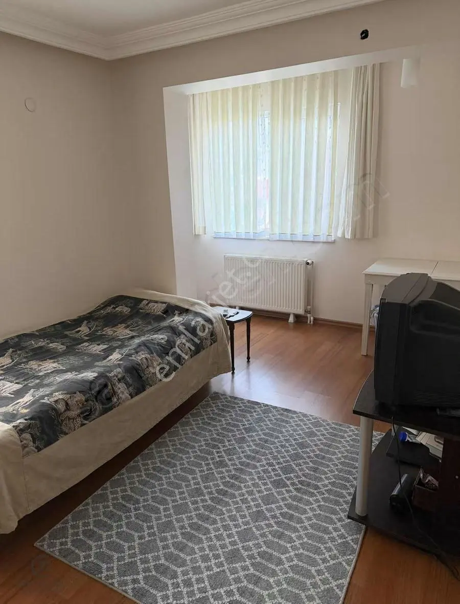 Gölbaşı Eymir Villalarında Ferah Konumlu,bahçeli Özel Villa - Görsel 3