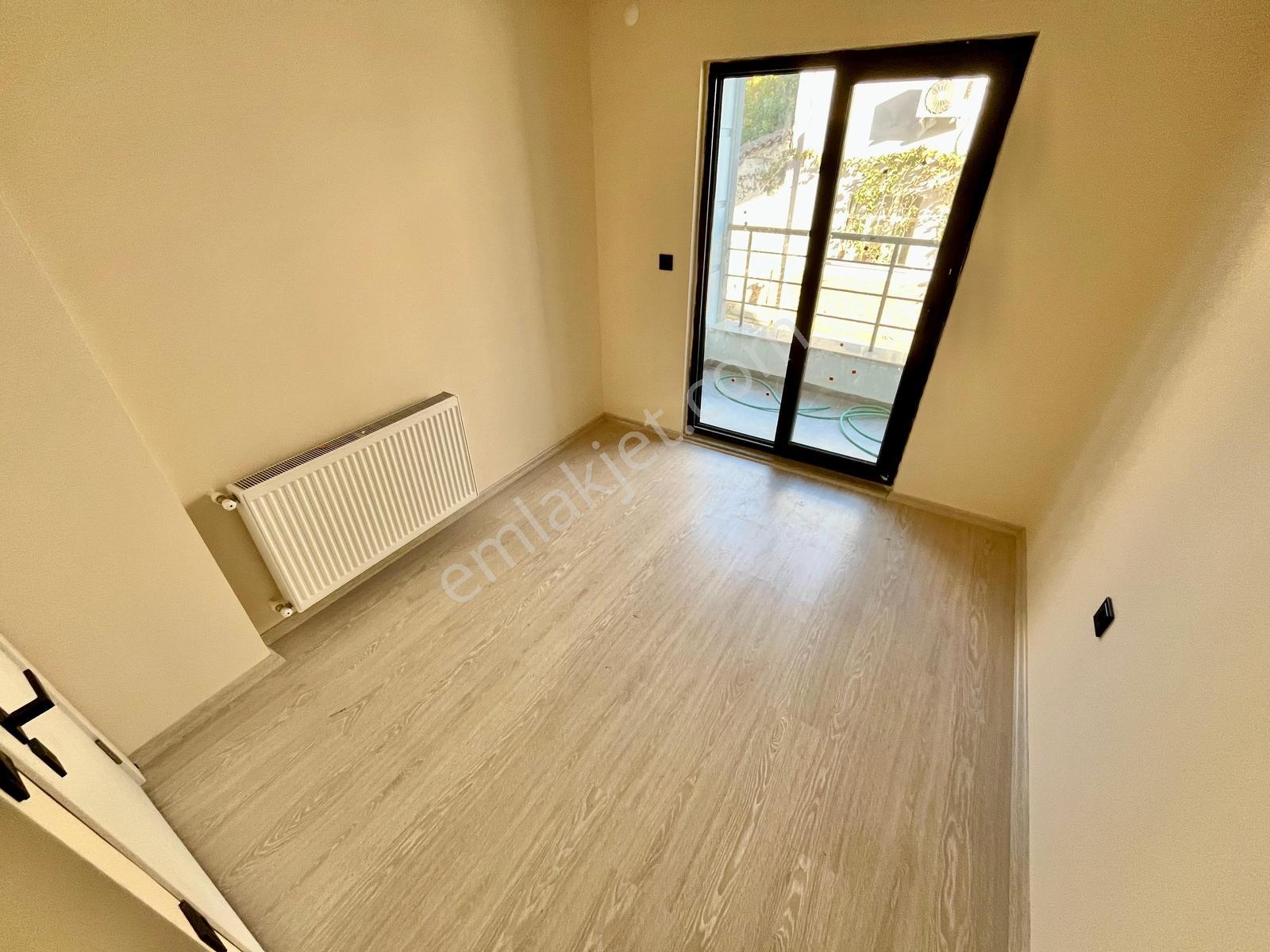 Gümüş'den Zeytinli'de Ön Cephe Kapalı Otoparklı Sıfır 1+1 Daire - Görsel 18