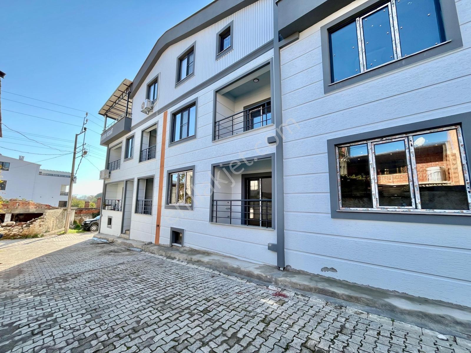 Gümüş'den Zeytinli'de Ön Cephe Kapalı Otoparklı Sıfır 1+1 Daire - Görsel 30