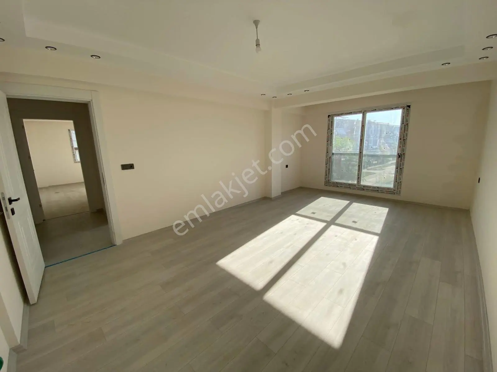 Nazilli Yeni Mahallede Site İçi 3+1 Sıfır Daire