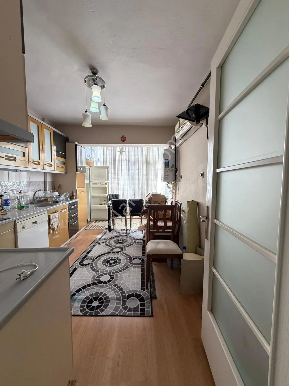 Sınırsız Kredi İmkanı İle Site İçi Doğalgazlı 150 M2 Daire