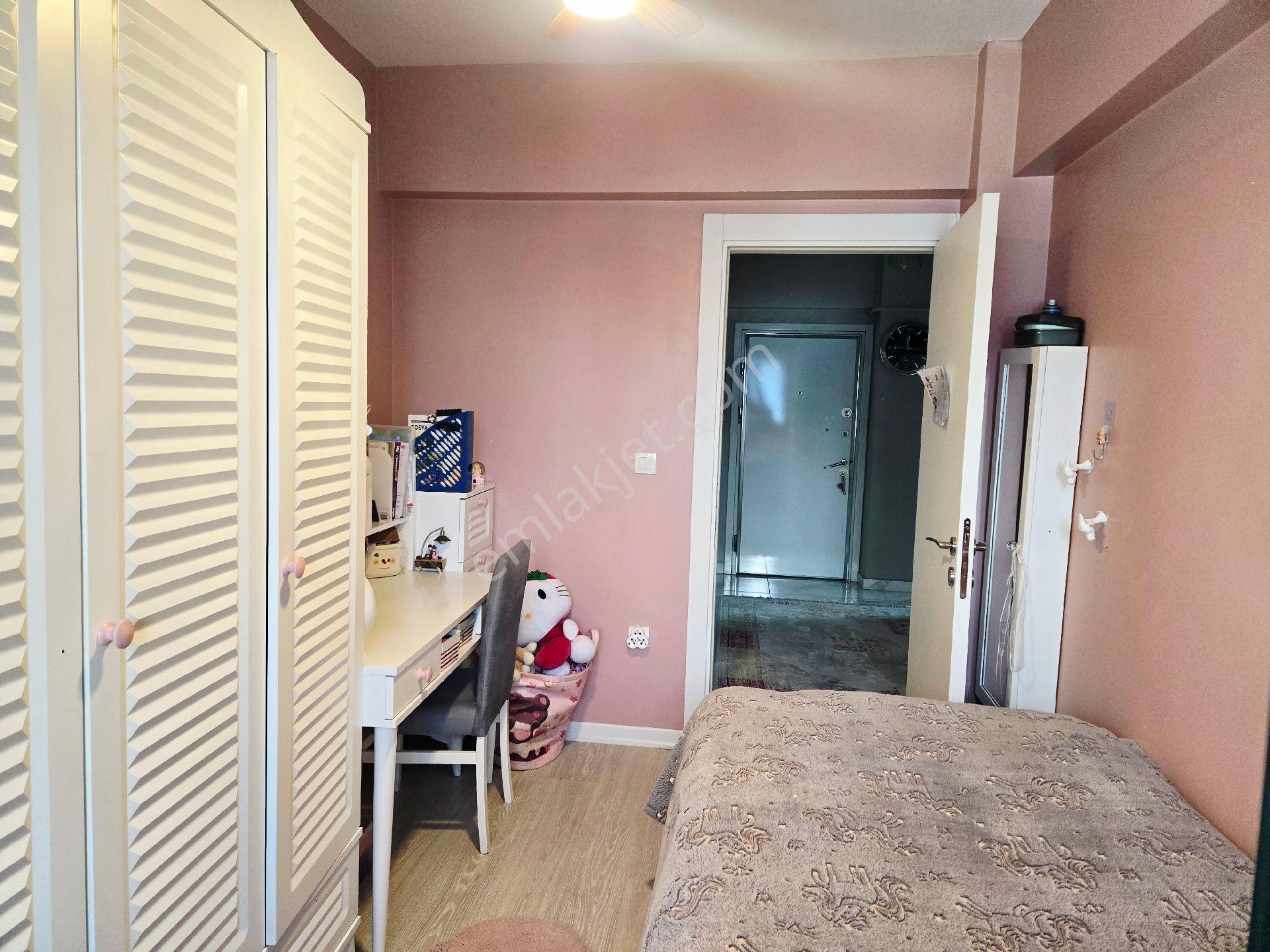 Remax Çark Cd Yakın 3. Kat Satılık Lüks Daire - Görsel 19